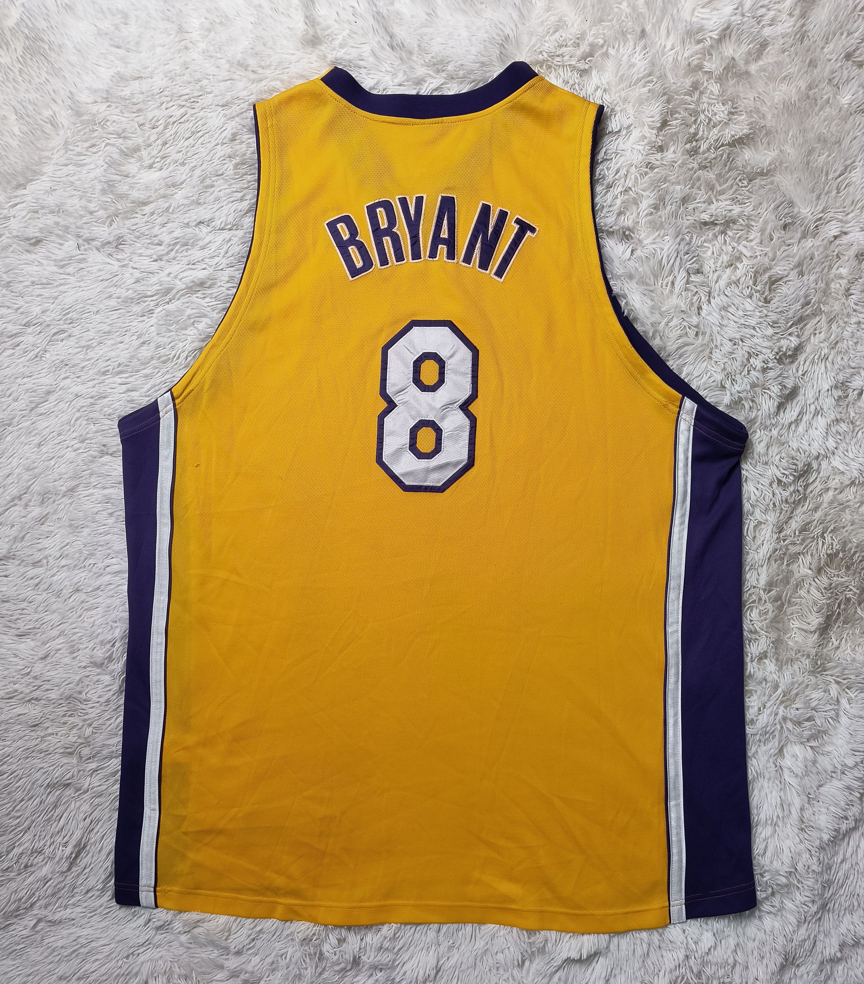 NBA Vintage Y2K L.A. Lakers #8 Kobe Bryant jersey Size US XL / EU 56 / 4 - 7 Thumbnail