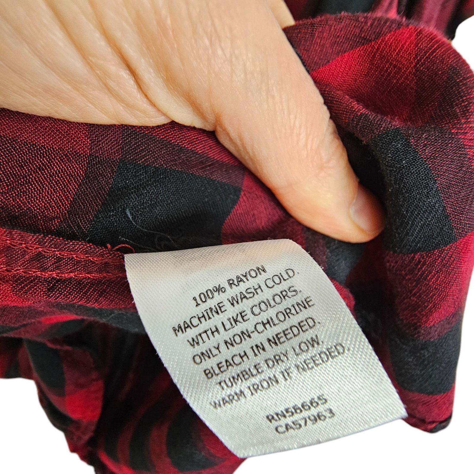 The Rail The Rail Mens Red Checker Button Shirt Size L Casual Hipster Size US L / EU 52-54 / 3 - 6 Thumbnail