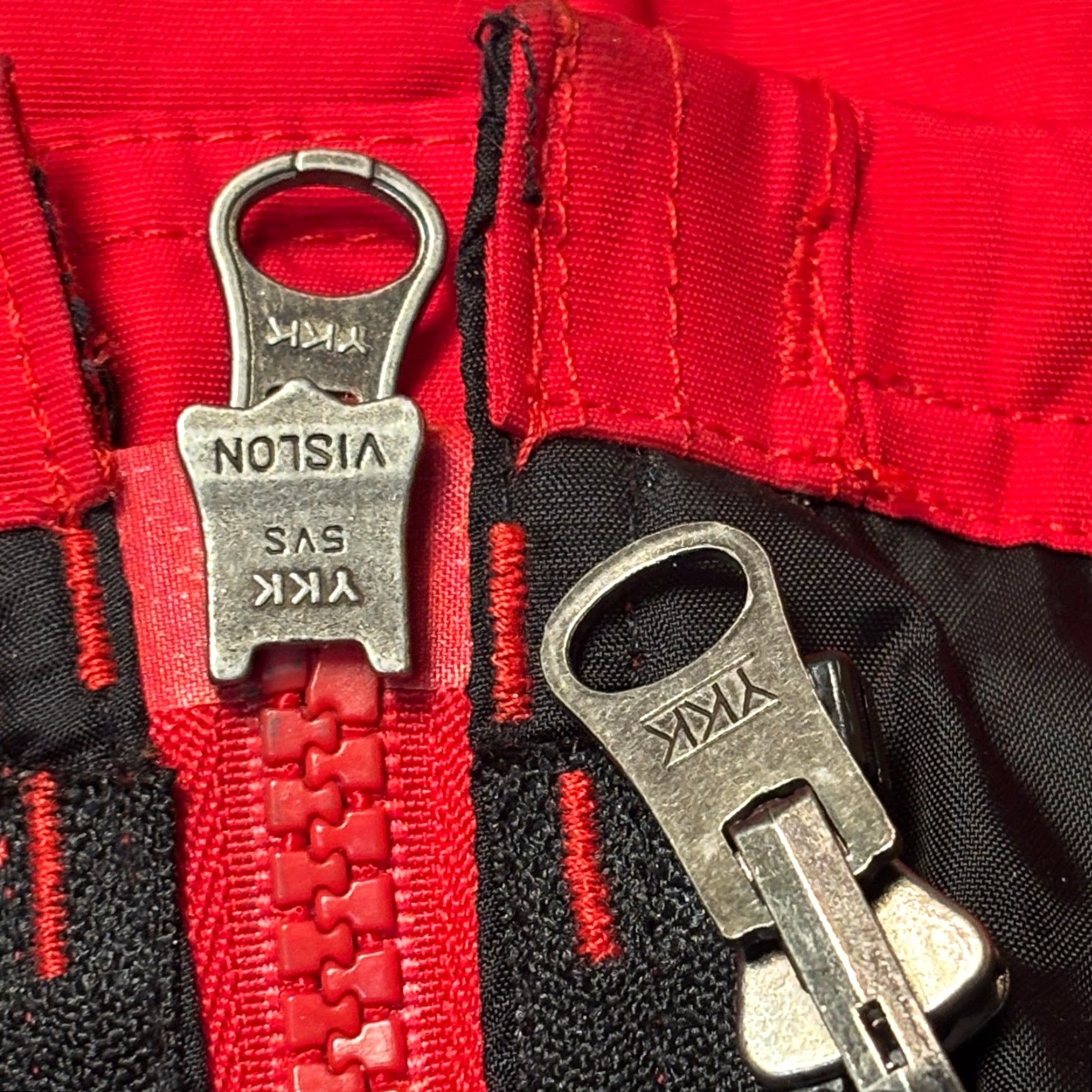 The North Face VINTAGE The North Face Jacket Small Red Mountain Full Zip Outdoor Hiking Size US S / EU 44-46 / 1 - 7 Thumbnail