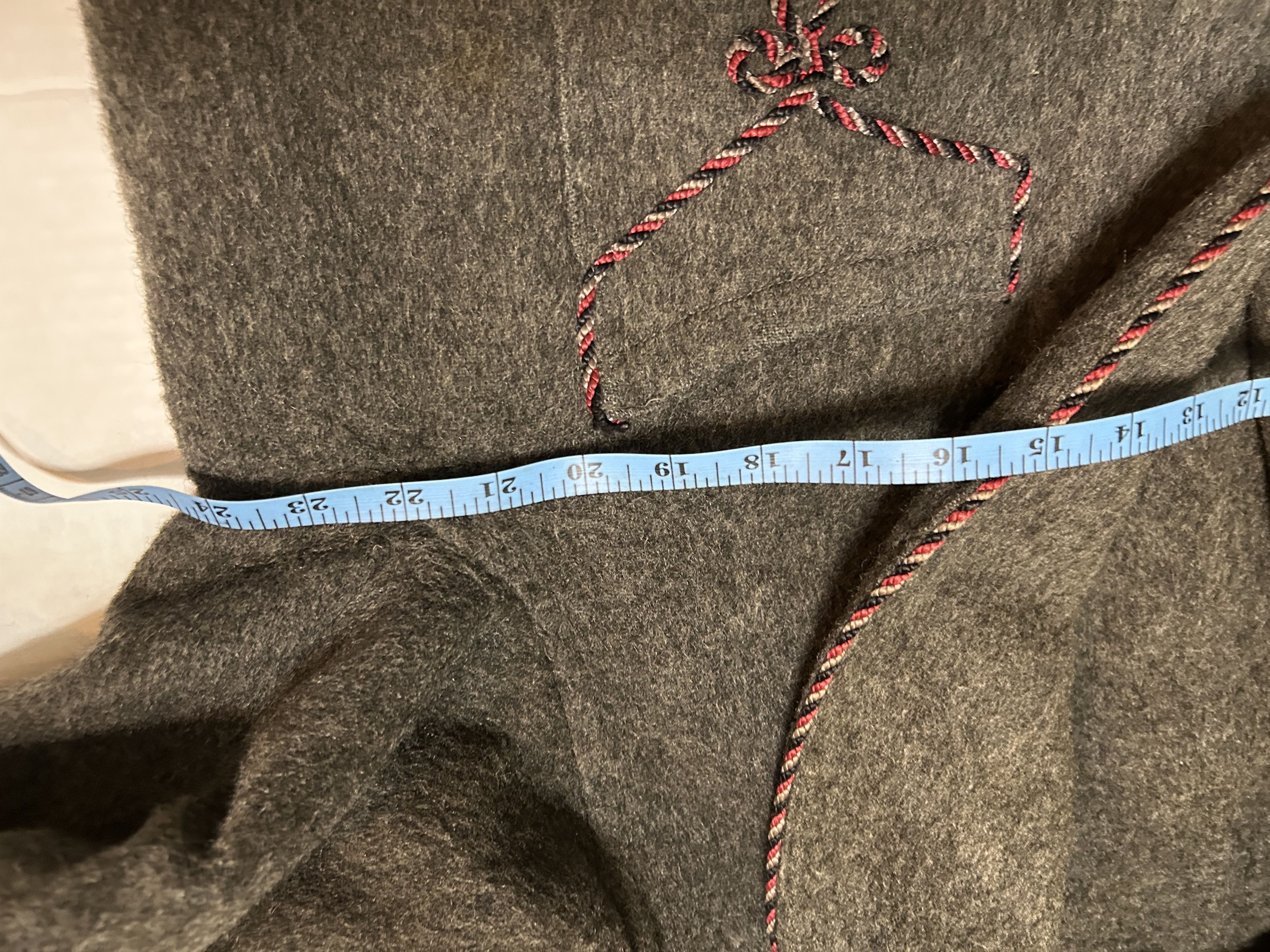 Other MINT Vintage 30s T. Eaton Co. Wool Dressing/Smoking Jacket Size ONE SIZE - 11 Thumbnail