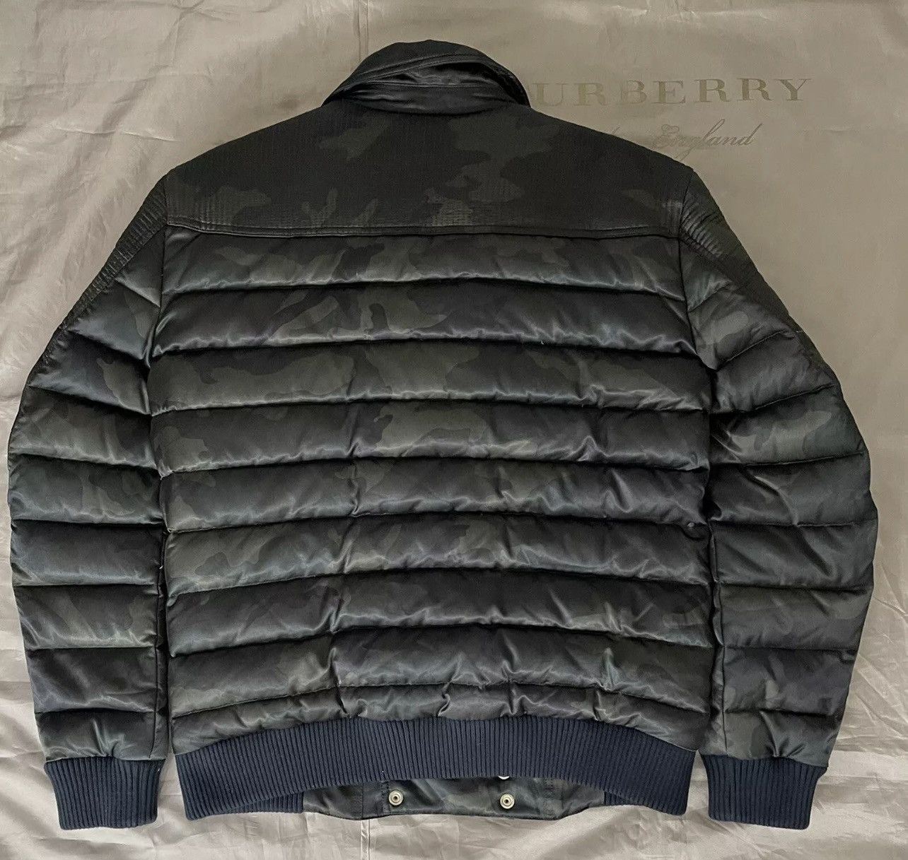 Balmain BALMAIN Camouflage Shell-down Puffer Jacket Size L $3600 Size US L / EU 52-54 / 3 - 3 Thumbnail