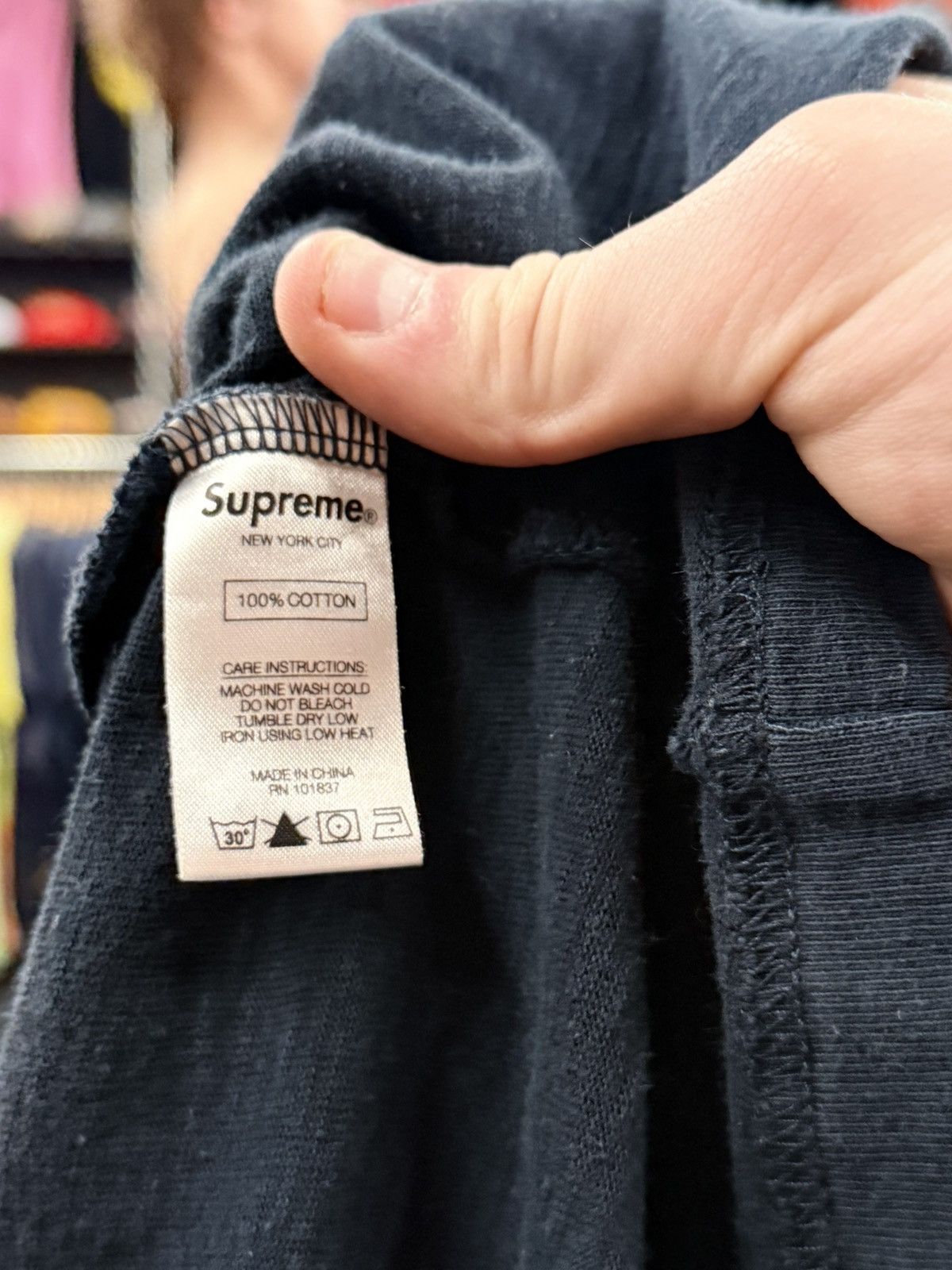 Supreme Supreme Blue Pocket T-Shirt Size US L / EU 52-54 / 3 - 4 Thumbnail