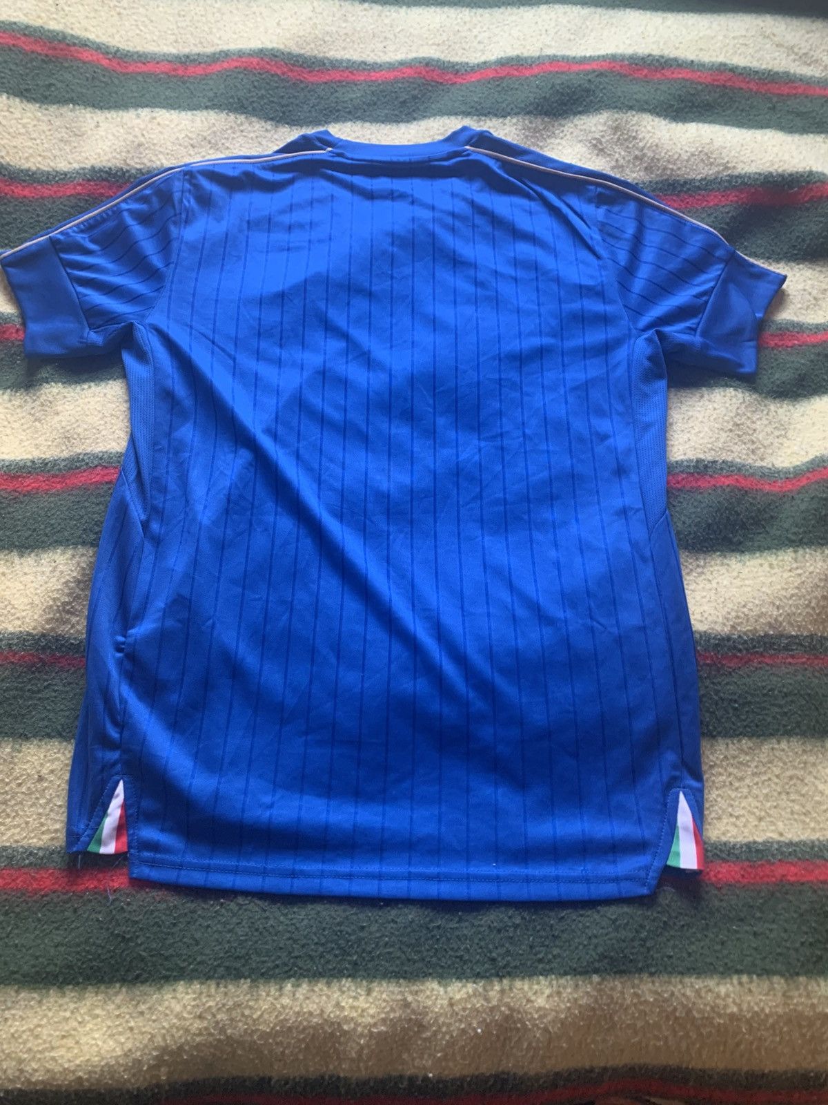 Puma Italy 2016 football jersey Size US M / EU 48-50 / 2 - 4 Thumbnail