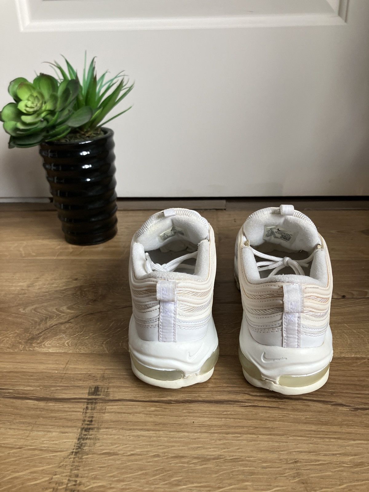 Nike Nike Air Max 97 Triple White Size US 8 / EU 41 - 4 Thumbnail