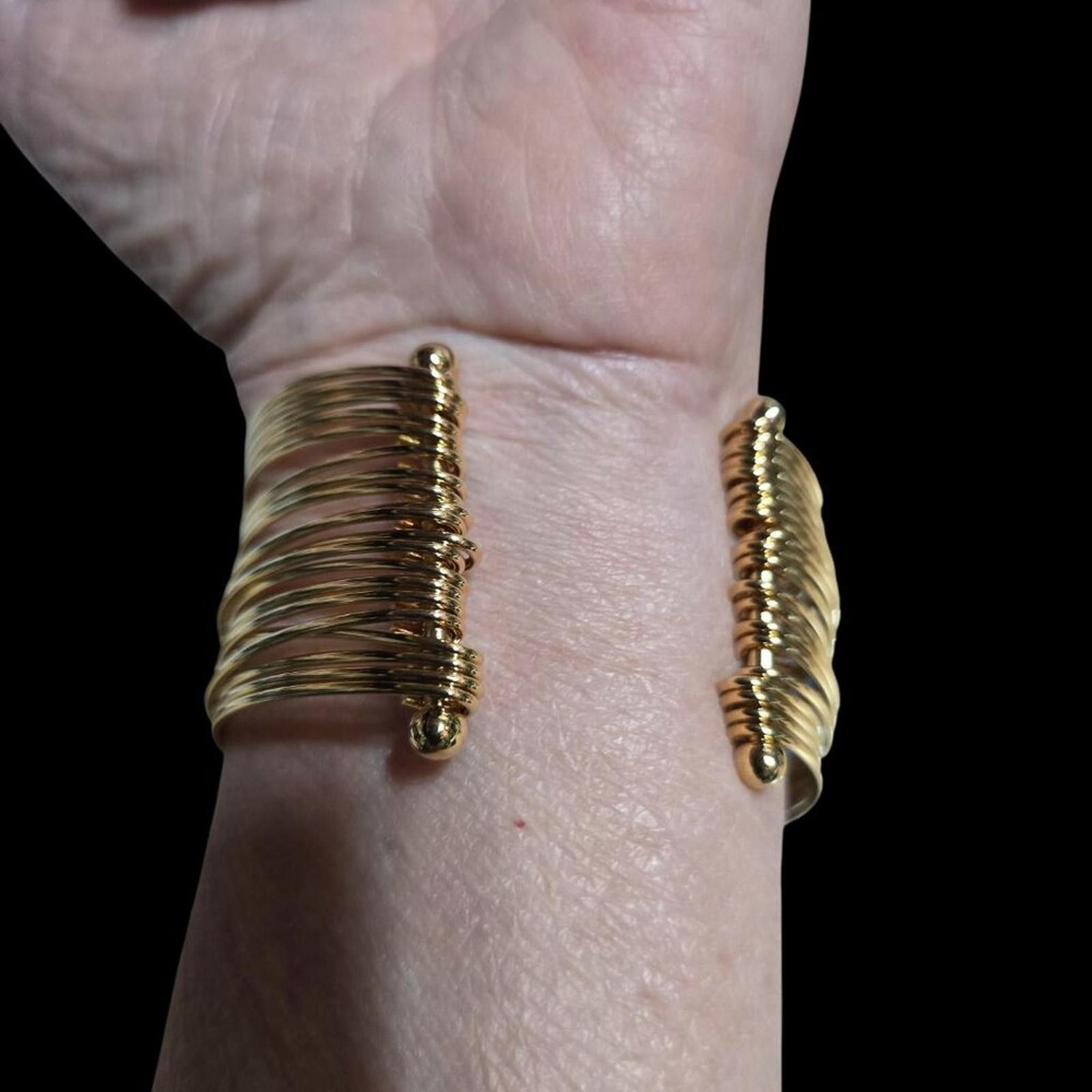 Other Avon Gold Tone Stacked Cuff Bangle Bracelet Size ONE SIZE - 6 Thumbnail