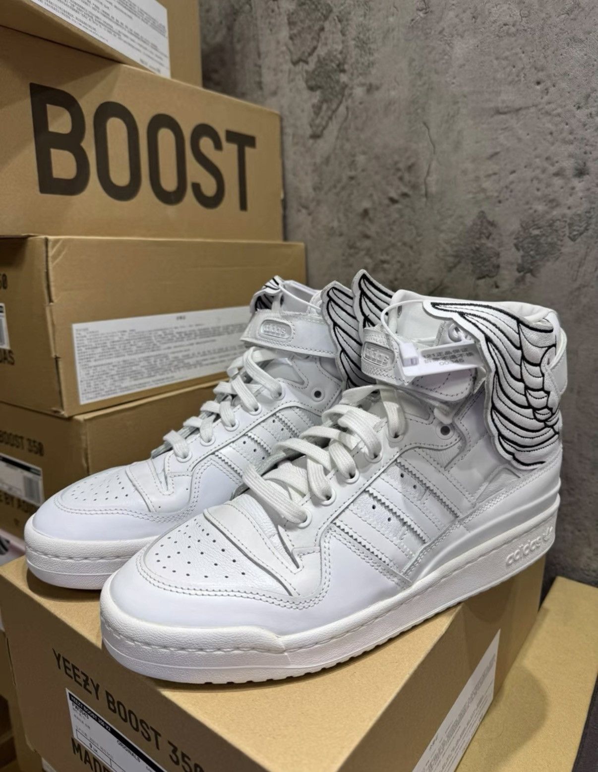 Adidas Adidas Jeremy Scott Wings 4.0 K37 Size US 8 / EU 41 - 4 Thumbnail
