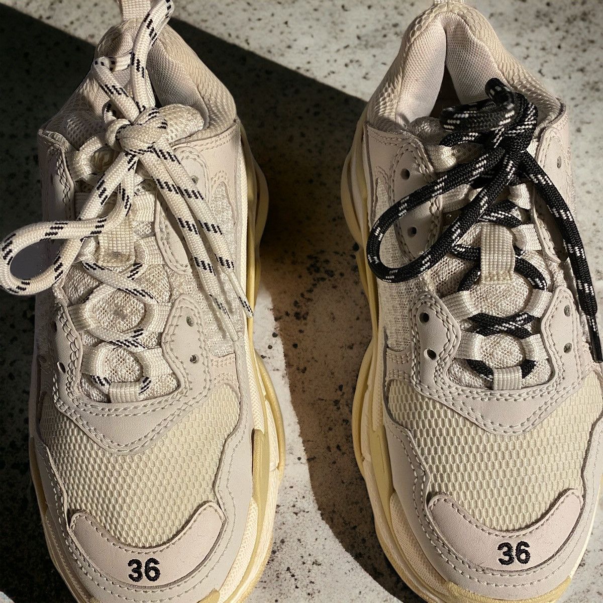 Balenciaga White Balenciaga triple S baskets Size US 5 / IT 35 - 1 Thumbnail