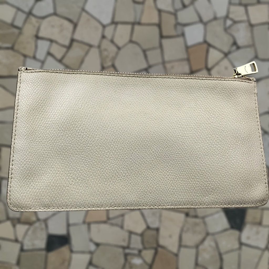Coach Coach Leather Zipper Pouch Clutch Bag Wallet Womens Clutch Ivory Leather Zipper 8.25x4.5 Size ONE SIZE - 1 Thumbnail