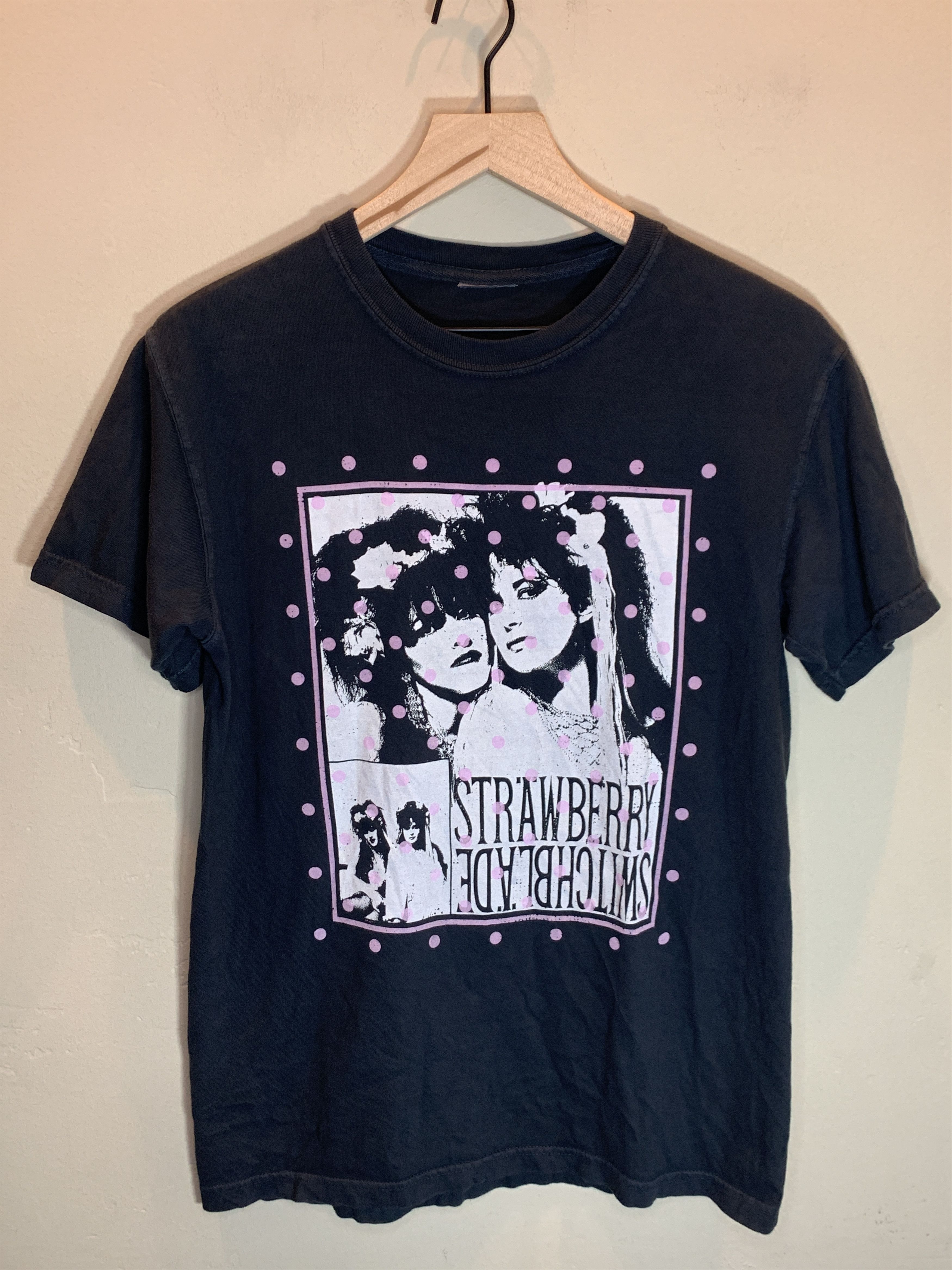 Band Tees RARE Vintage Strawberry Switchblade Album Art Band Y2K Shirt Size US S / EU 44-46 / 1 - 1 Thumbnail