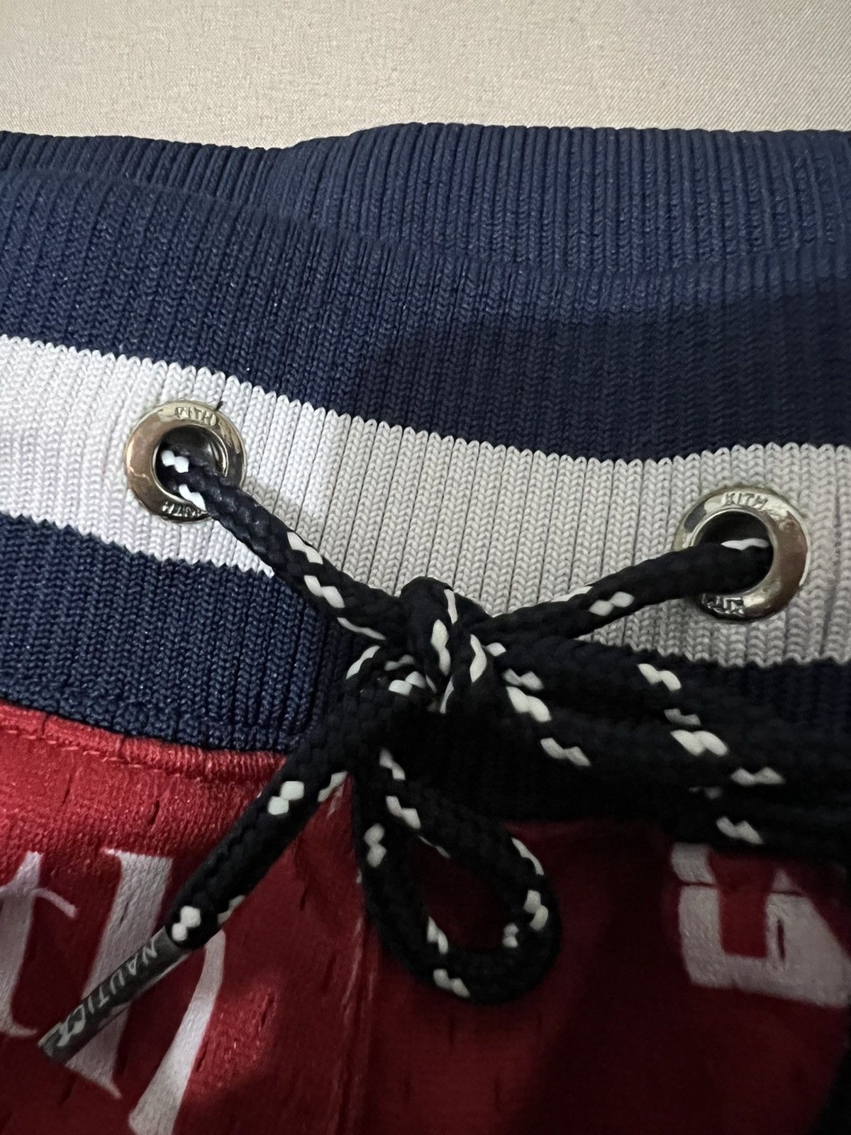 Coca Cola × Kith KITH x Coca cola x Mitchell & Ness red Size US 34 / EU 50 - 5 Thumbnail