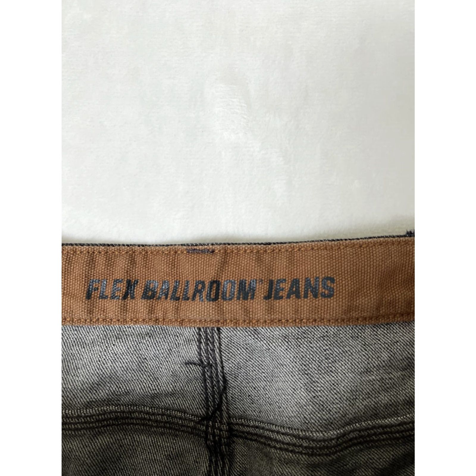 Duluth Trading Company Duluth Trading Co Flex Ballroom Jeans Mens 42x30 Gray Straight Stretch Denim Size US 42 / EU 58 - 2 Thumbnail