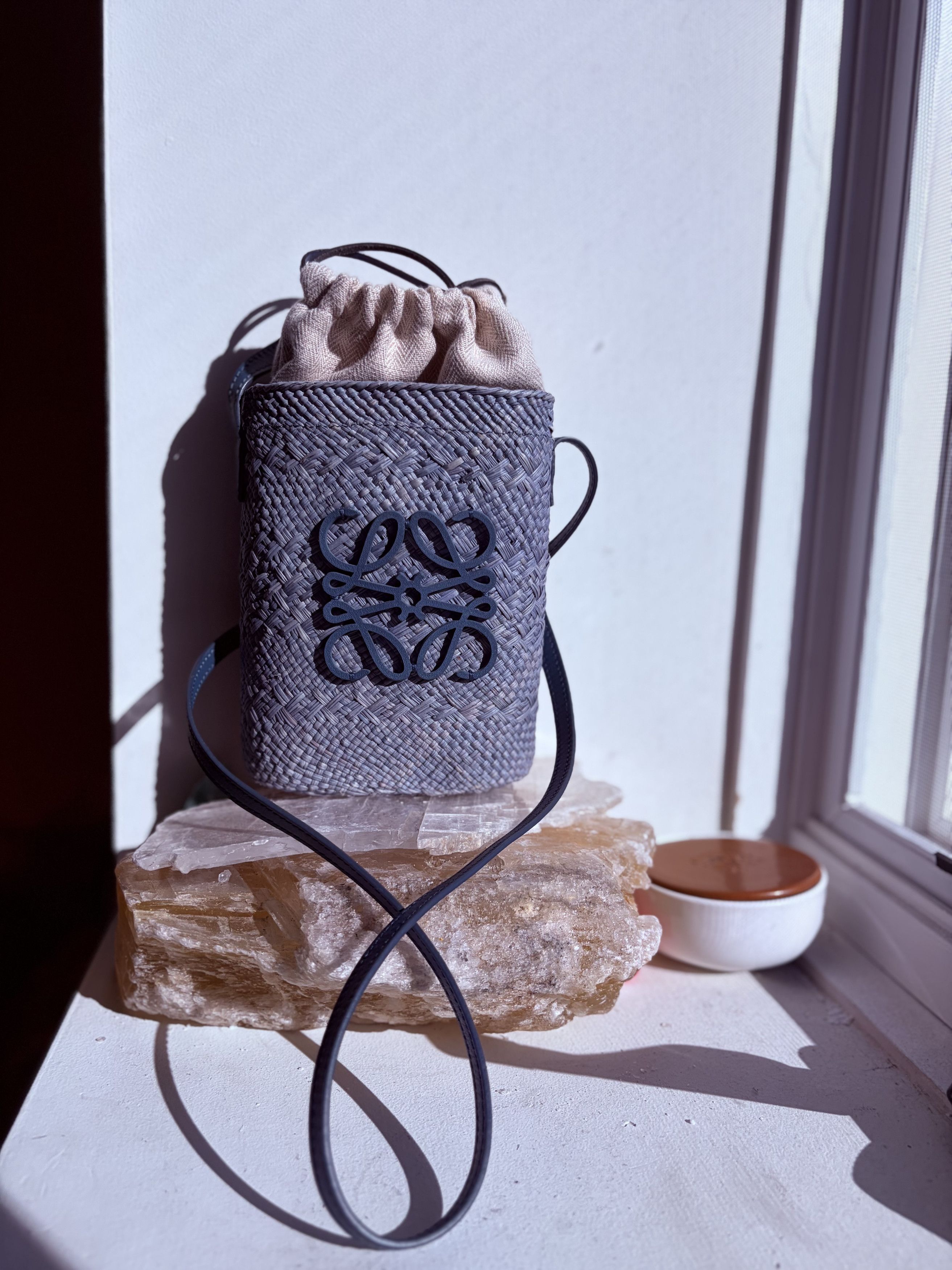 Loewe Loewe x Paula's Ibiza - Anagram Bucket Bag in Blue Raffia Size ONE SIZE - 2 Thumbnail