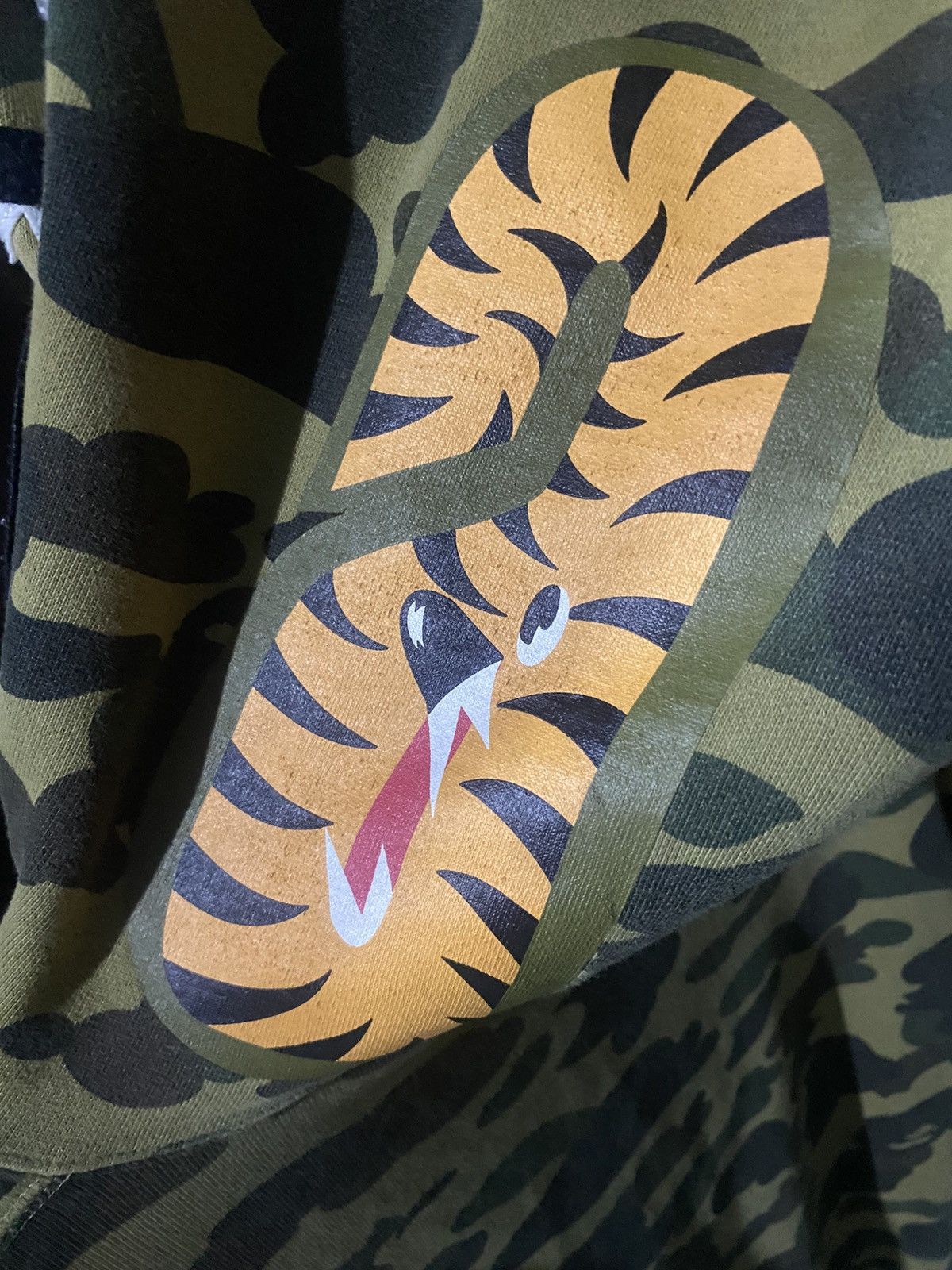 Bape Bape shark green camo Size US XL / EU 56 / 4 - 3 Thumbnail