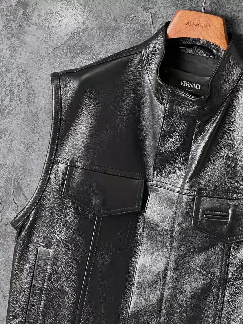 Versace Versace Cowhide sleeveless vest Size S / US 4 / IT 40 - 5 Thumbnail