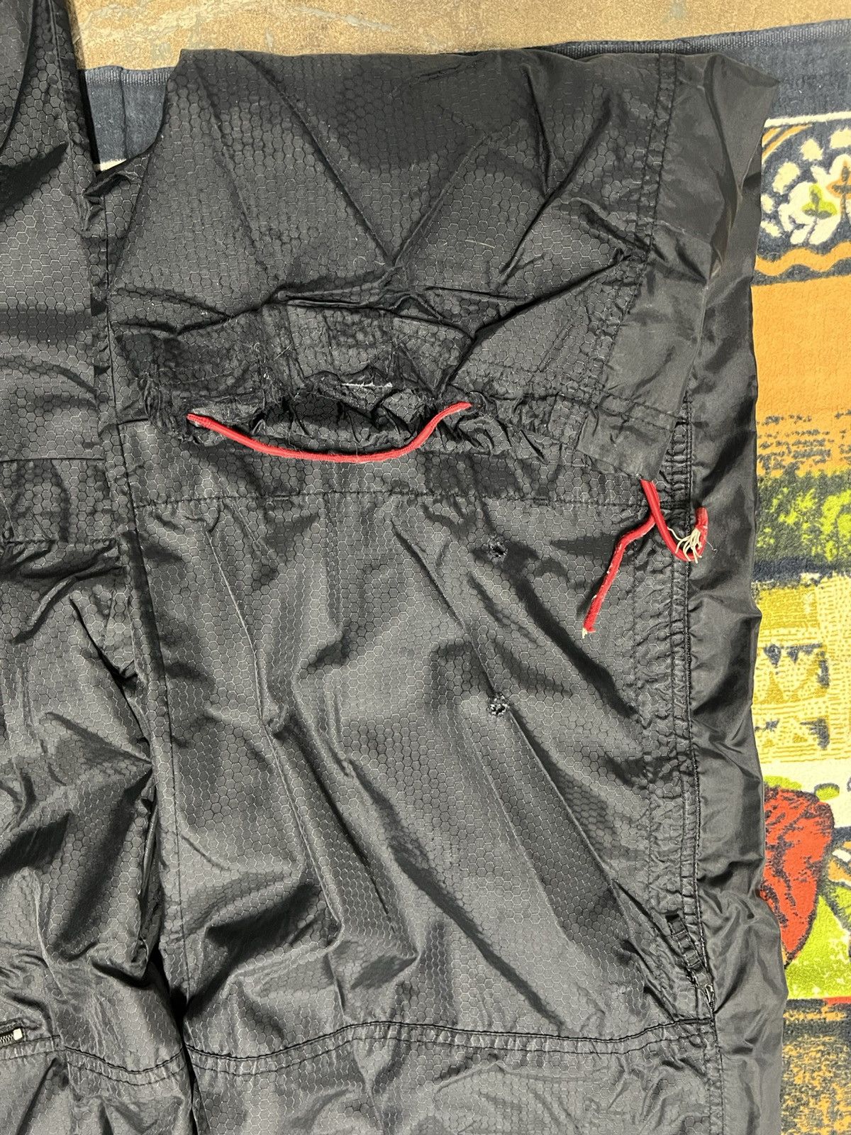 Nike Vintage Black Red Nike track pants Baggy Skater y2k Sports Size US 34 / EU 50 - 6 Thumbnail