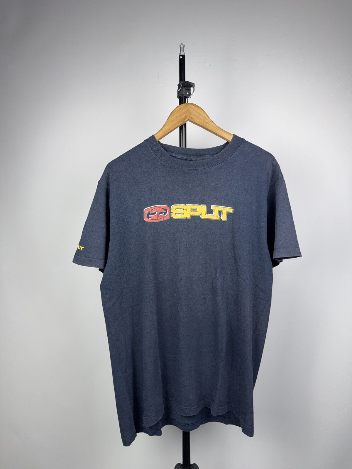 Split Vintage 90s Split USA Skate Surf T-Shirt Y2K Grunge Style Size US L / EU 52-54 / 3 - 1 Thumbnail