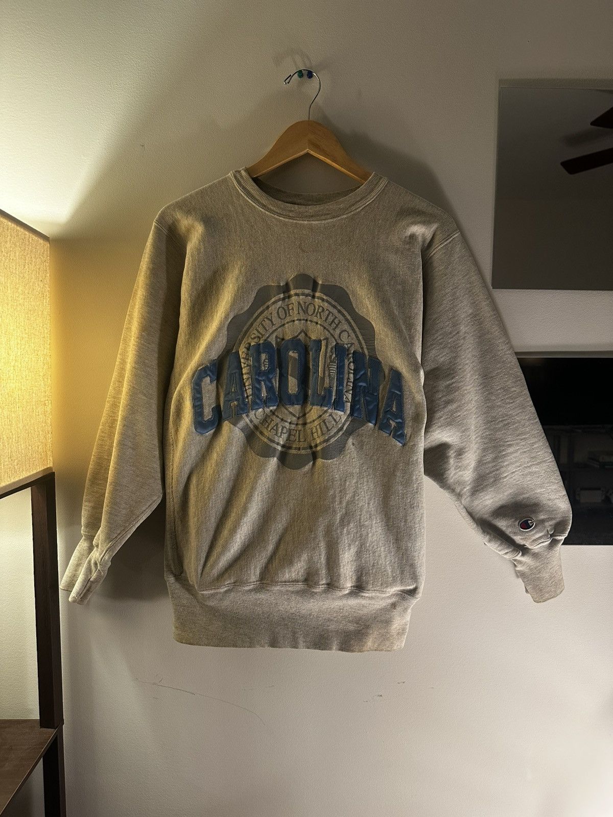Champion × Vintage 80’s/90’s champion reverse weave UNC crewneck Size US L / EU 52-54 / 3 - 1 Thumbnail