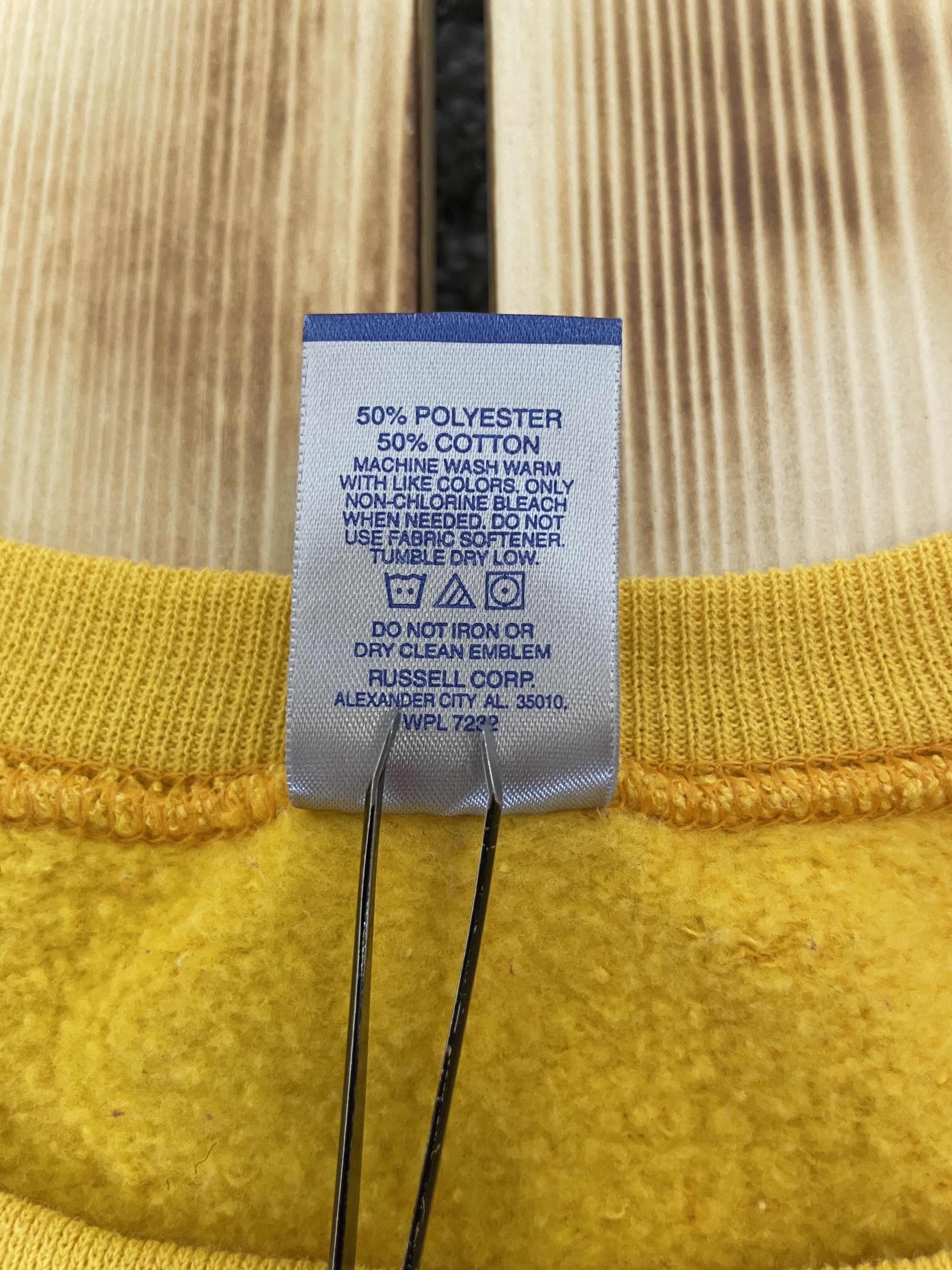 Russell Athletic Y2K Russell Athletic Blank Yellow Sweatshirt Size US XXL / EU 58 / 5 - 5 Thumbnail