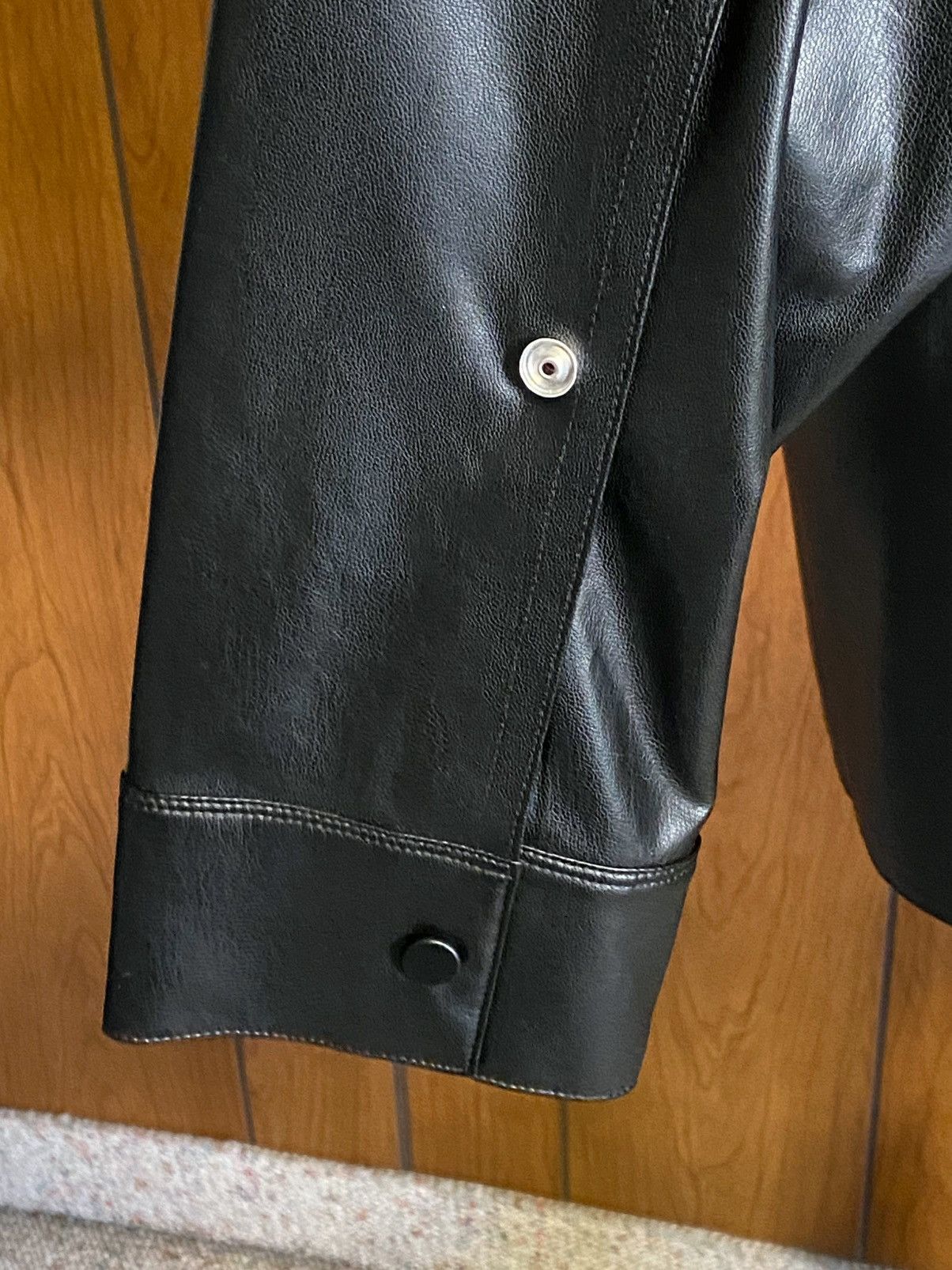 Theory Theory Shirt Jacket in Faux Leather size M Size M / US 6-8 / IT 42-44 - 8 Thumbnail