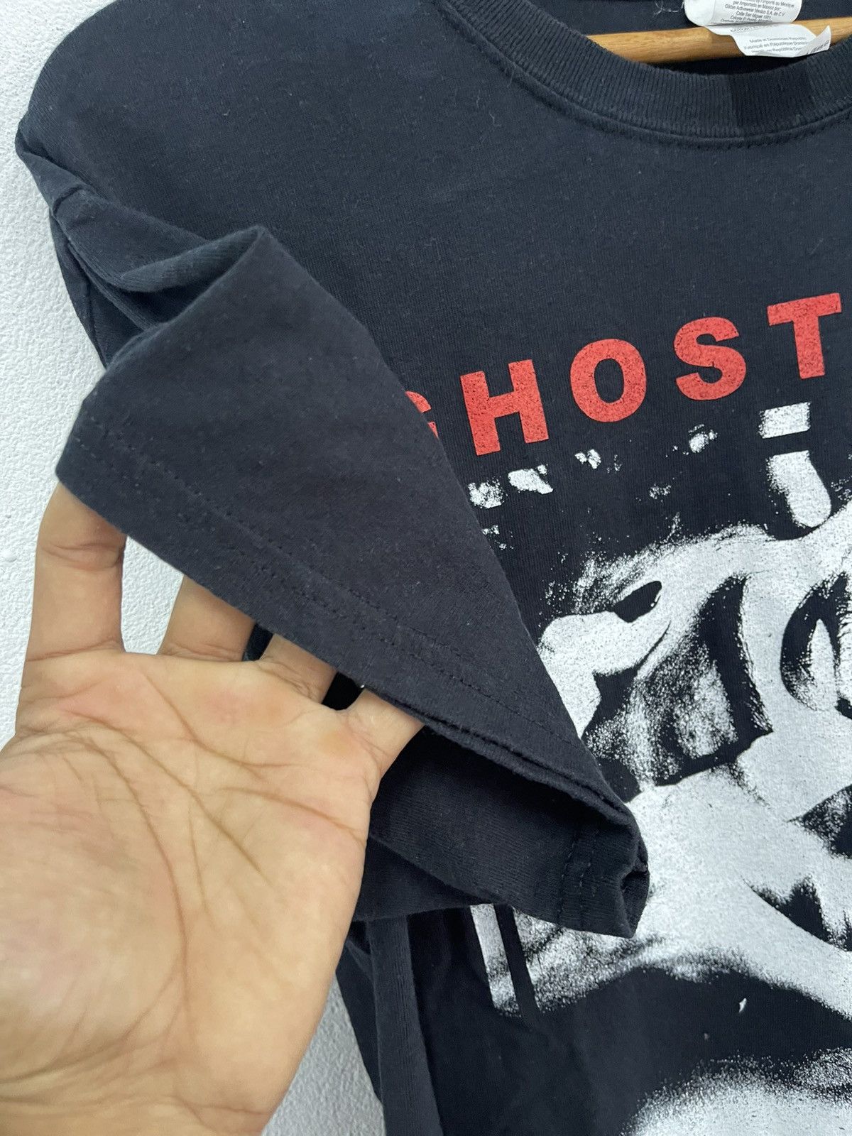 Band Tees Vintage Ghost Iris band tees 📸 Size US L / EU 52-54 / 3 - 5 Thumbnail