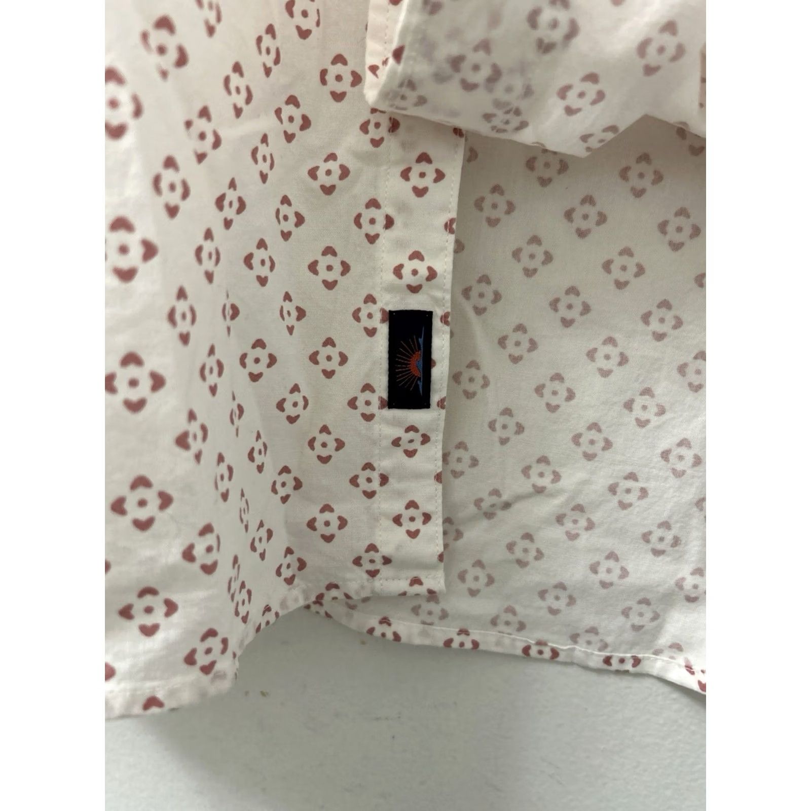 Faherty FAHERTY Shirt Mens Medium White Red Geometric Button Down Pocket Short Sleeve Mens Regular Shirt Size US M / EU 48-50 / 2 - 7 Thumbnail