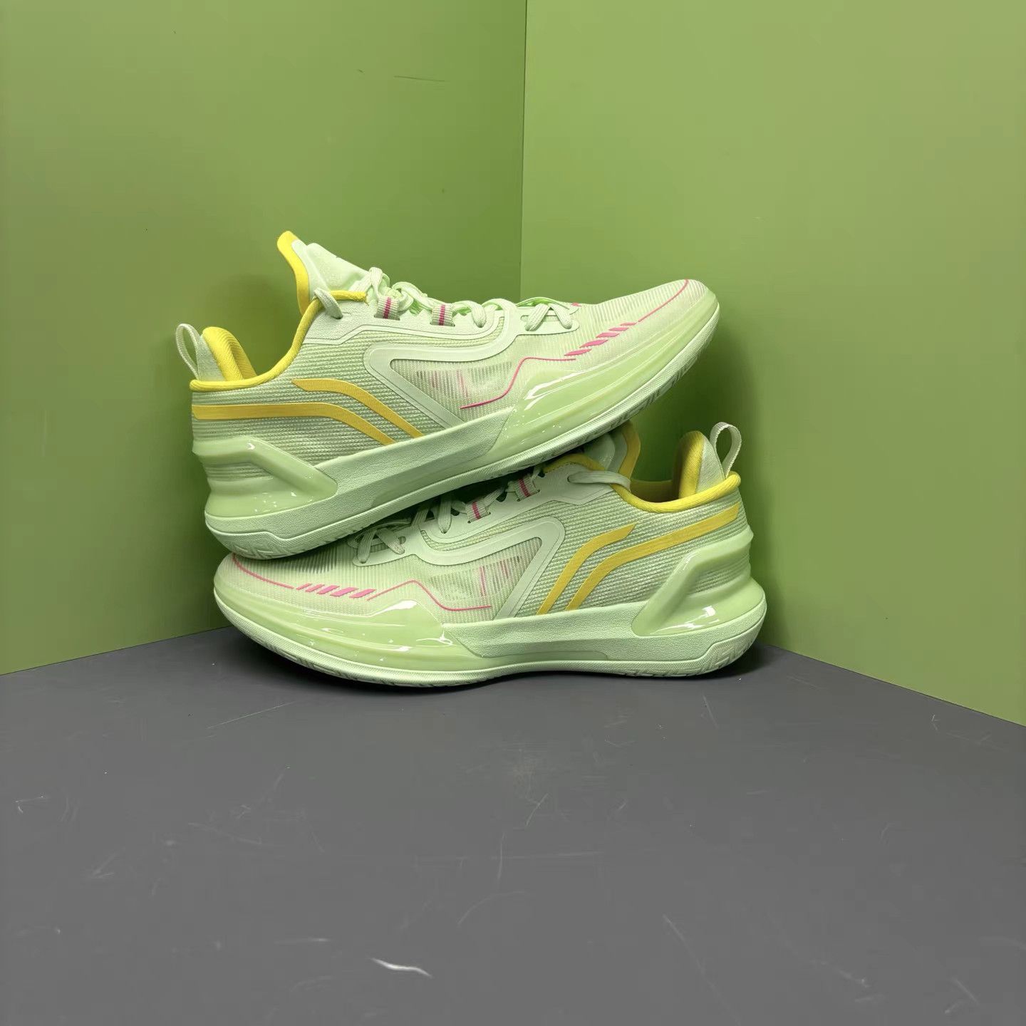 Li-Ning Li-Ning Liren 4 Assassin 1 Yellow Green K15 Size US 10 / EU 43 - 4 Thumbnail
