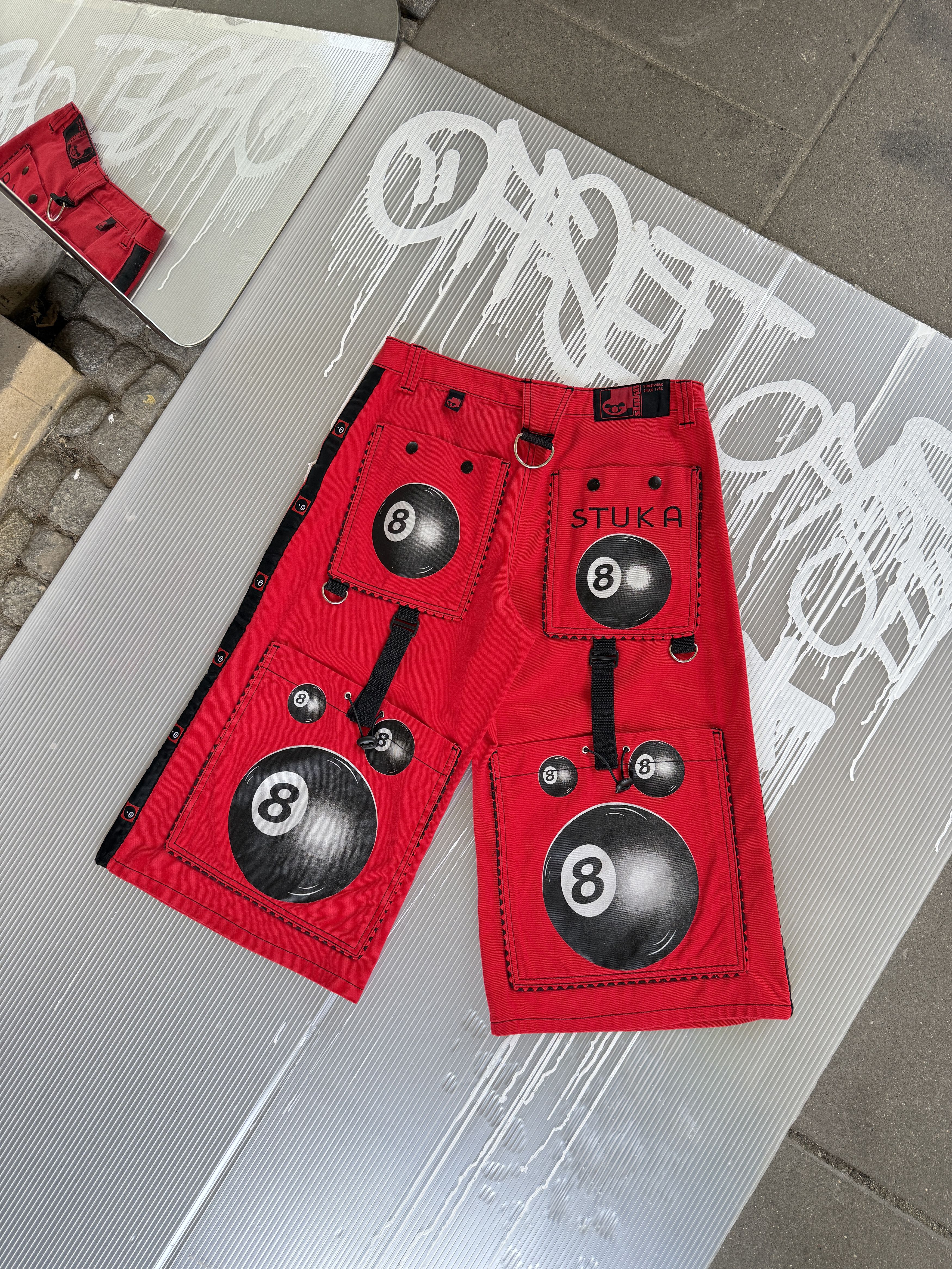 JNCO Stuka red 8 ball jorts - W30 Size US 30 / EU 46 - 7 Thumbnail