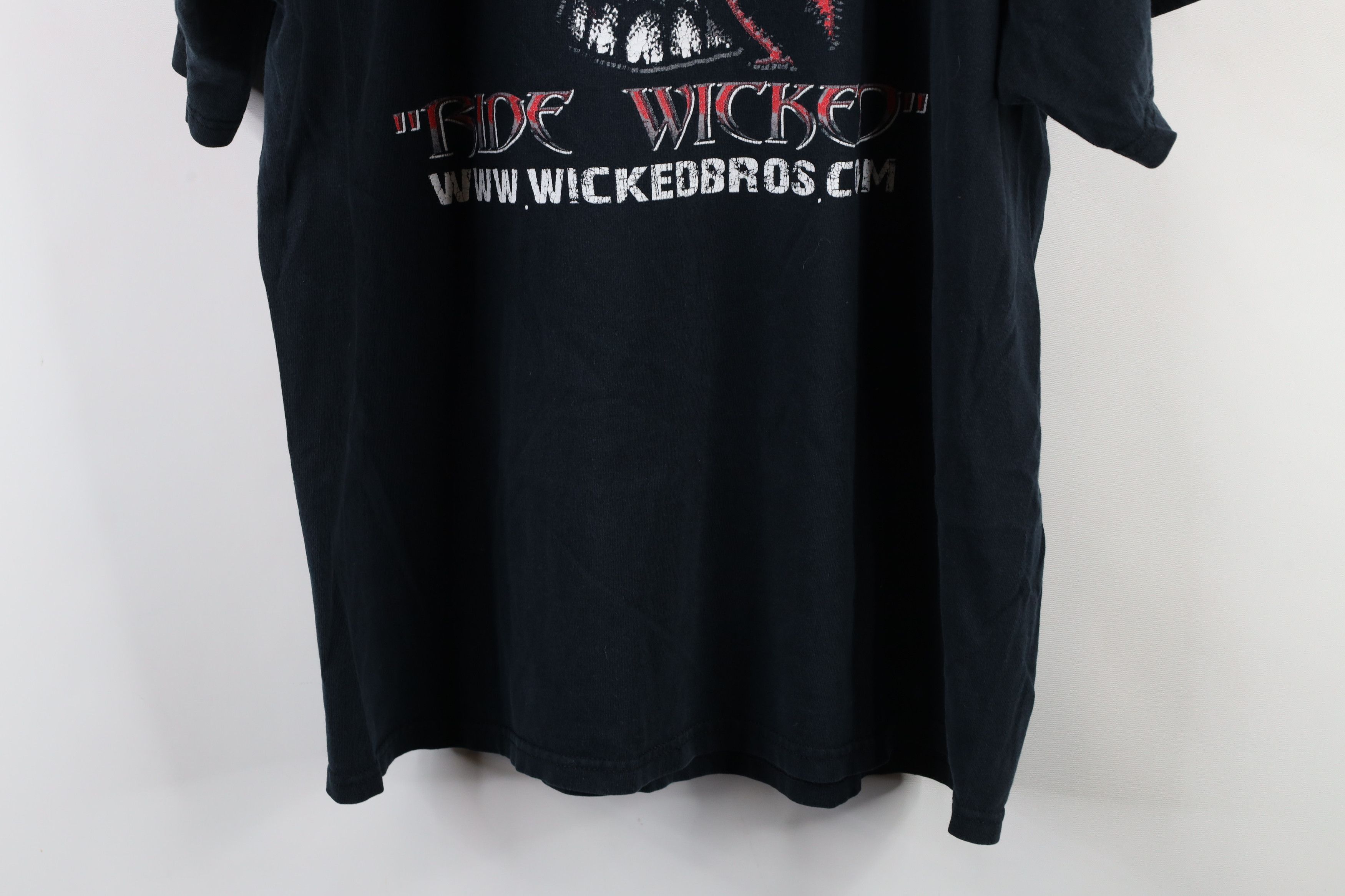 Vintage Vintage Y2K Streetwear Skull Wicked Bros Motorcycle T-Shirt Size US XL / EU 56 / 4 - 11 Thumbnail