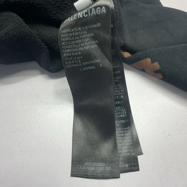 Balenciaga Balenciaga FW23 Distressed Logo Hoodie 0079-2507 Size US L / EU 52-54 / 3 - 4 Thumbnail