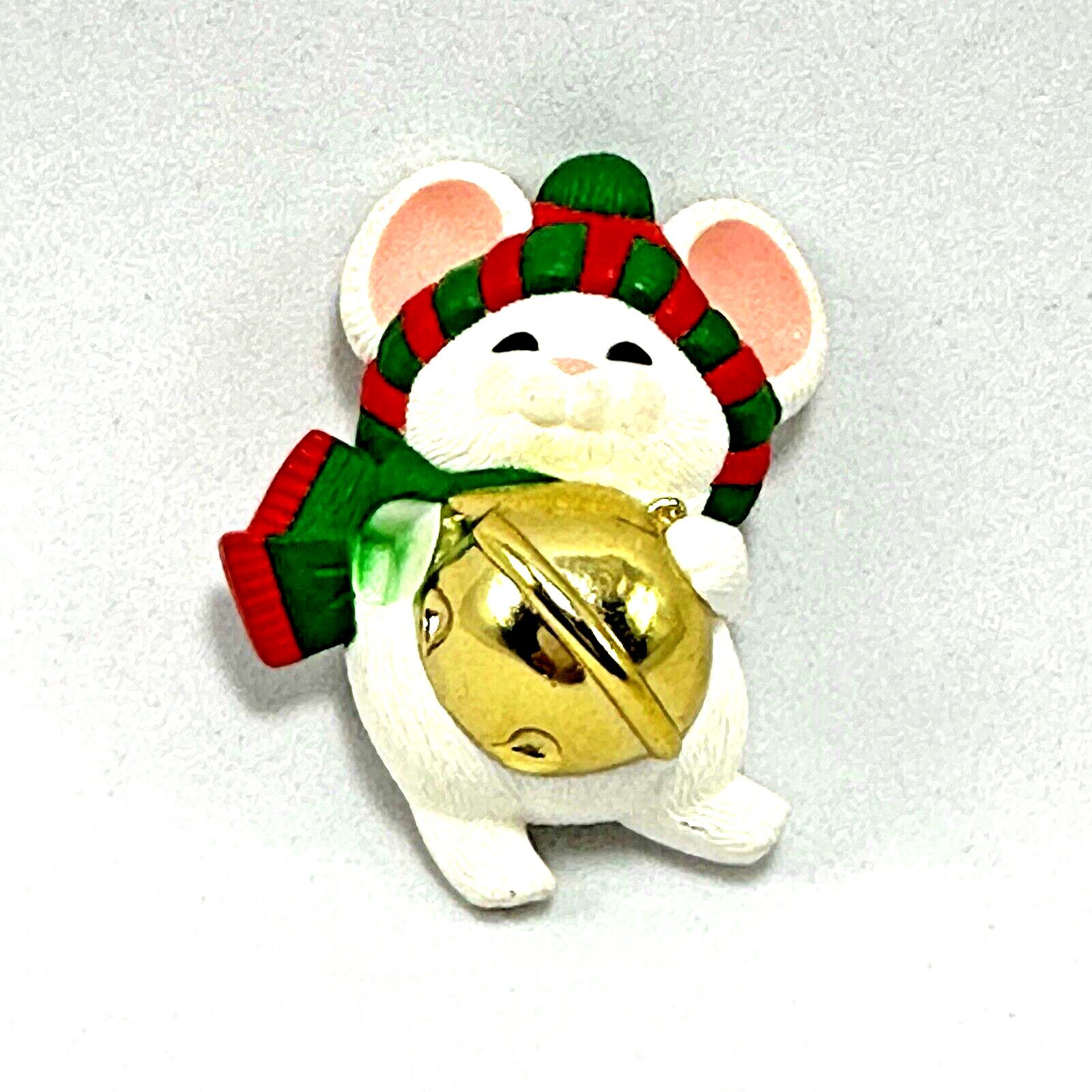 & Other Stories Hallmark White Mouse Jingle Bell Teacher Brooch Pin Button Size ONE SIZE - 1 Thumbnail