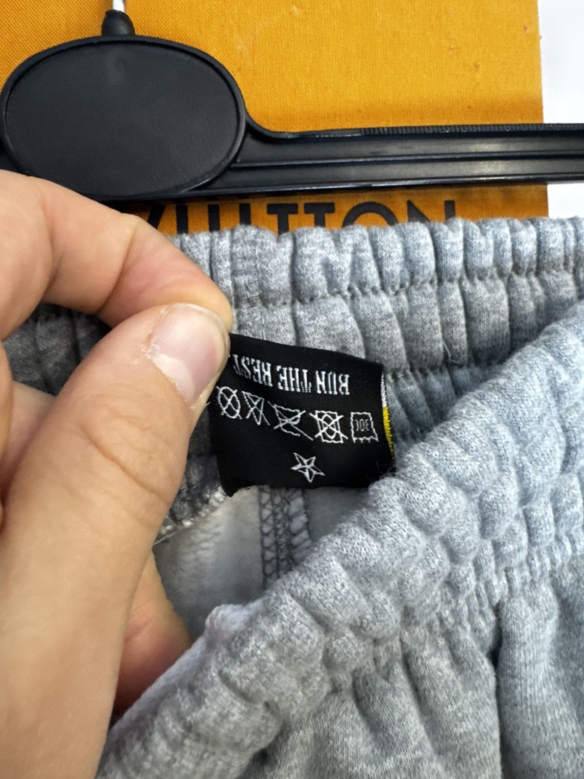 Corteiz Cortiez Alcatraz Sweatpants Drill hype streetwear rare Size US 30 / EU 46 - 5 Thumbnail