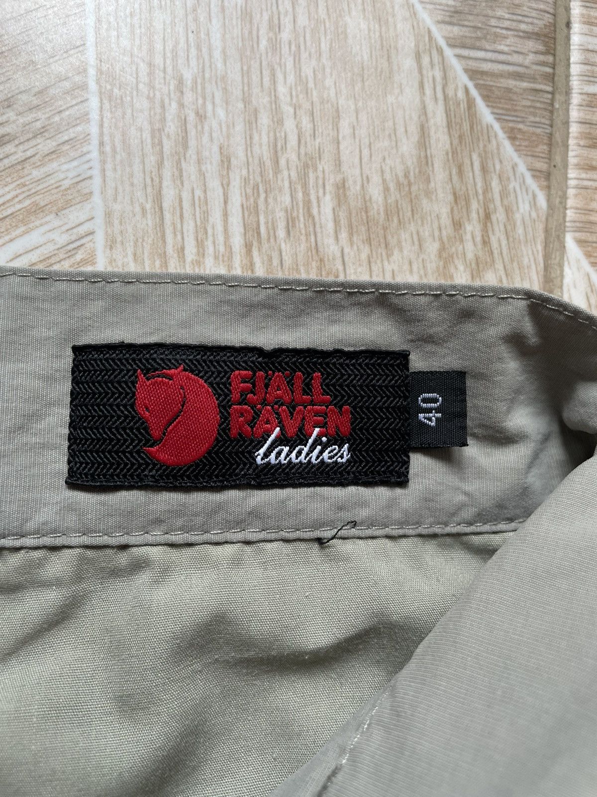 Fjallraven × Vintage Rare Outdoor Fjallraven Multi Pocket Tracking Nylon Shorts Size 27" / US 4 / IT 40 - 15 Thumbnail