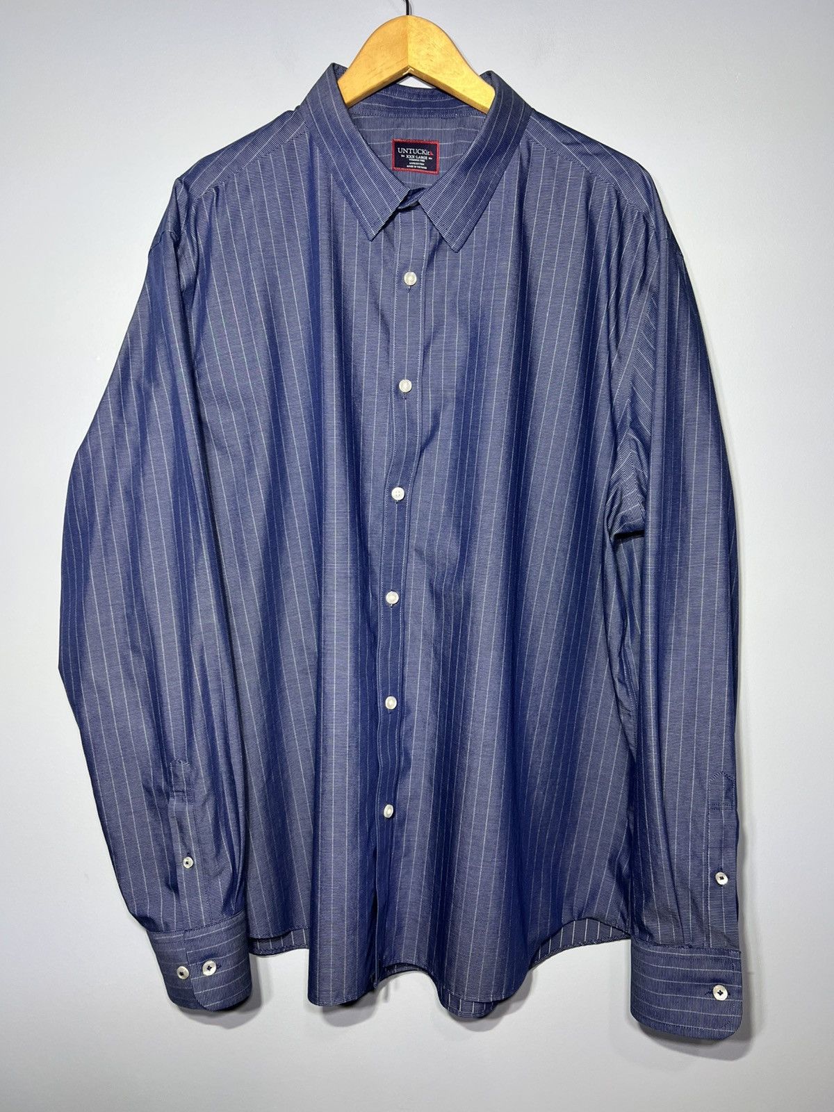UNTUCKit UNTUCKit Gifford Wrinkle Free Navy Striped Button Up Sz 3XL Size US XXL / EU 58 / 5 - 2 Thumbnail