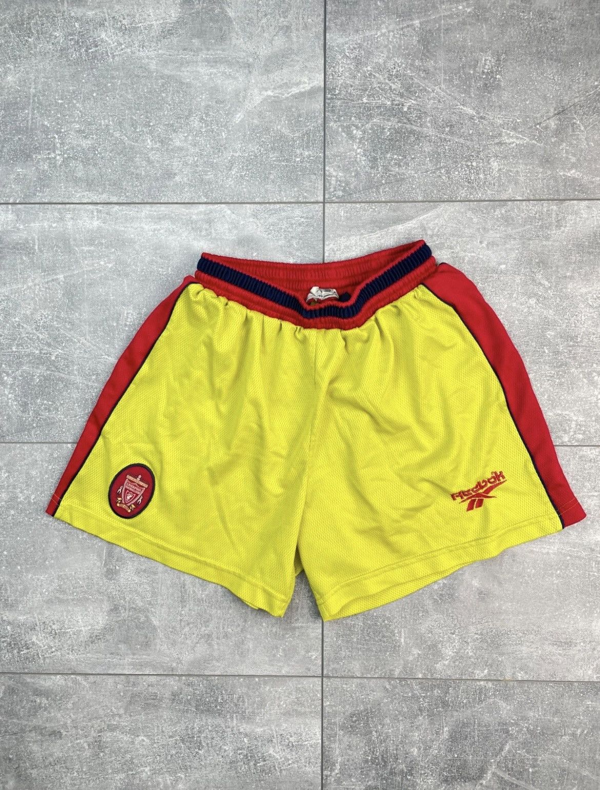 Reebok Liverpool 1997 1998 Away Football Soccer Shorts Reebok Size US 32 / EU 48 - 1 Thumbnail