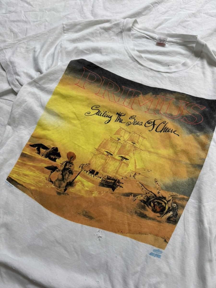Band Tees Vintage 90s Primus Sailing The Sea Of Cheese Tee Thrashed Size US XL / EU 56 / 4 - 3 Thumbnail