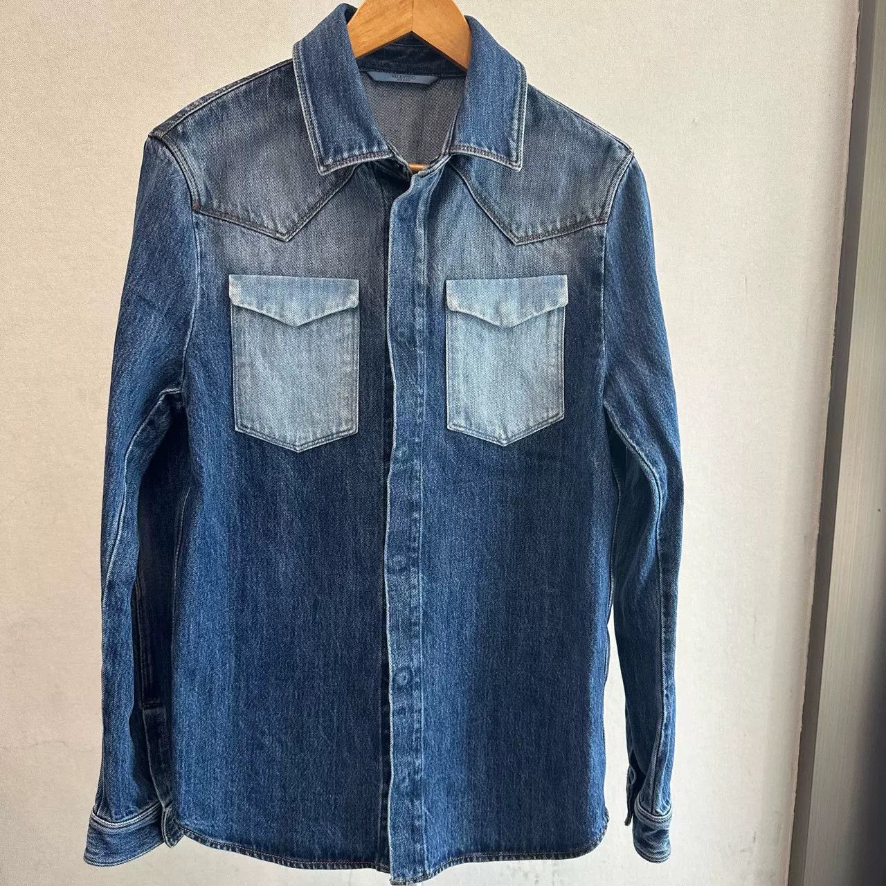 Valentino VALENTINO Denim Button-Up Shirt Size US M / EU 48-50 / 2 - 1 Thumbnail