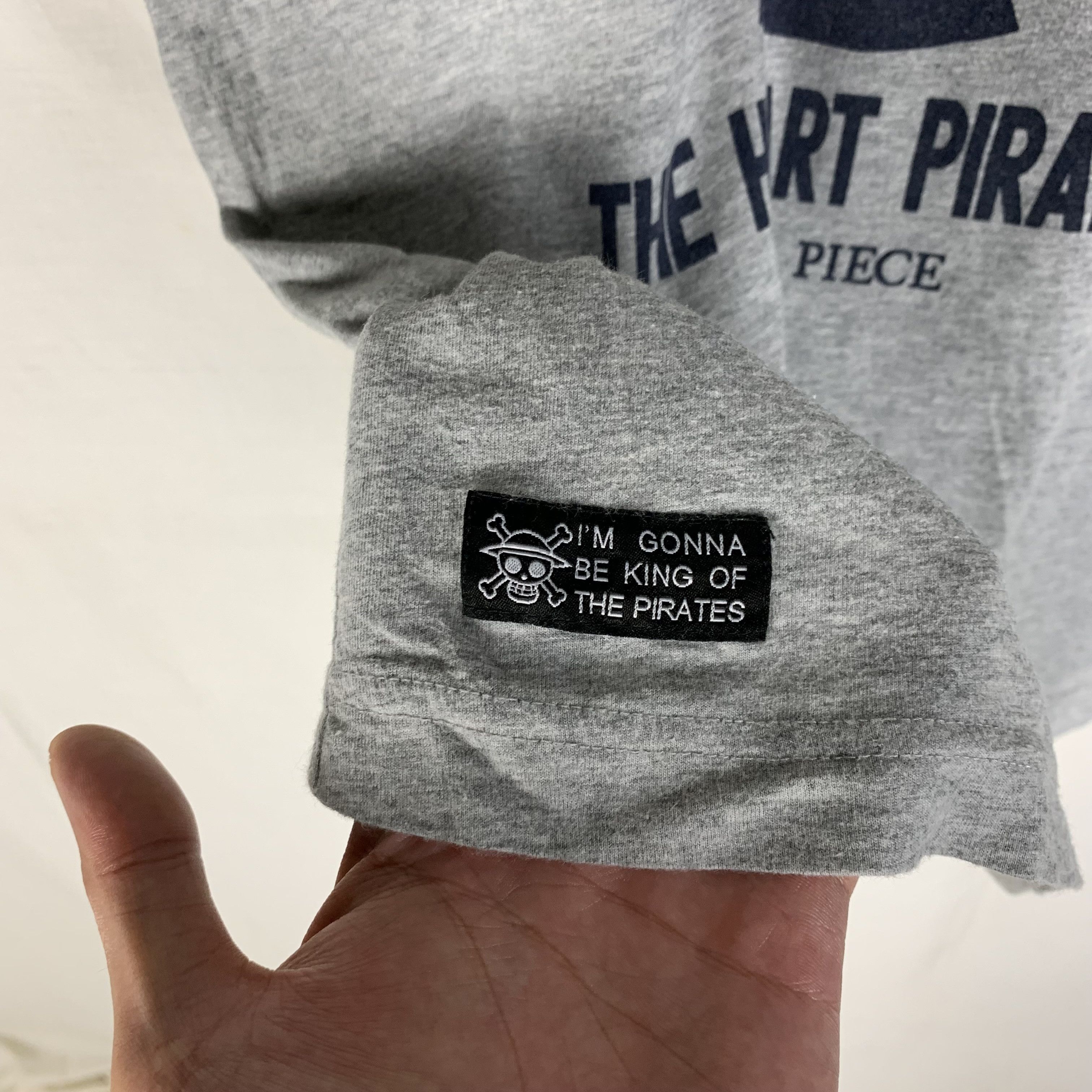 One Piece One Piece x Uniqlo Tshirt Size US S / EU 44-46 / 1 - 5 Thumbnail