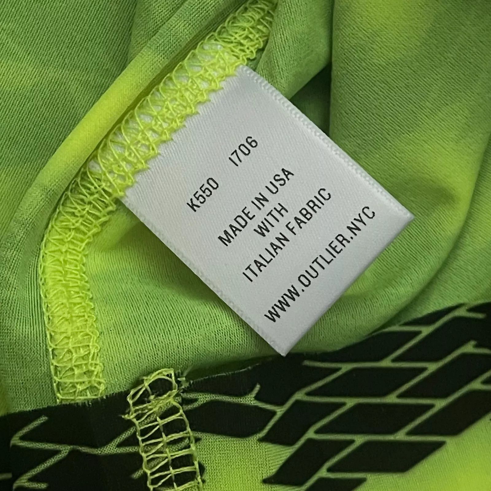 Outlier OUTLIER Experiment 451 Sunwarp Subprint Rawcut Tank Size US M / EU 48-50 / 2 - 4 Thumbnail