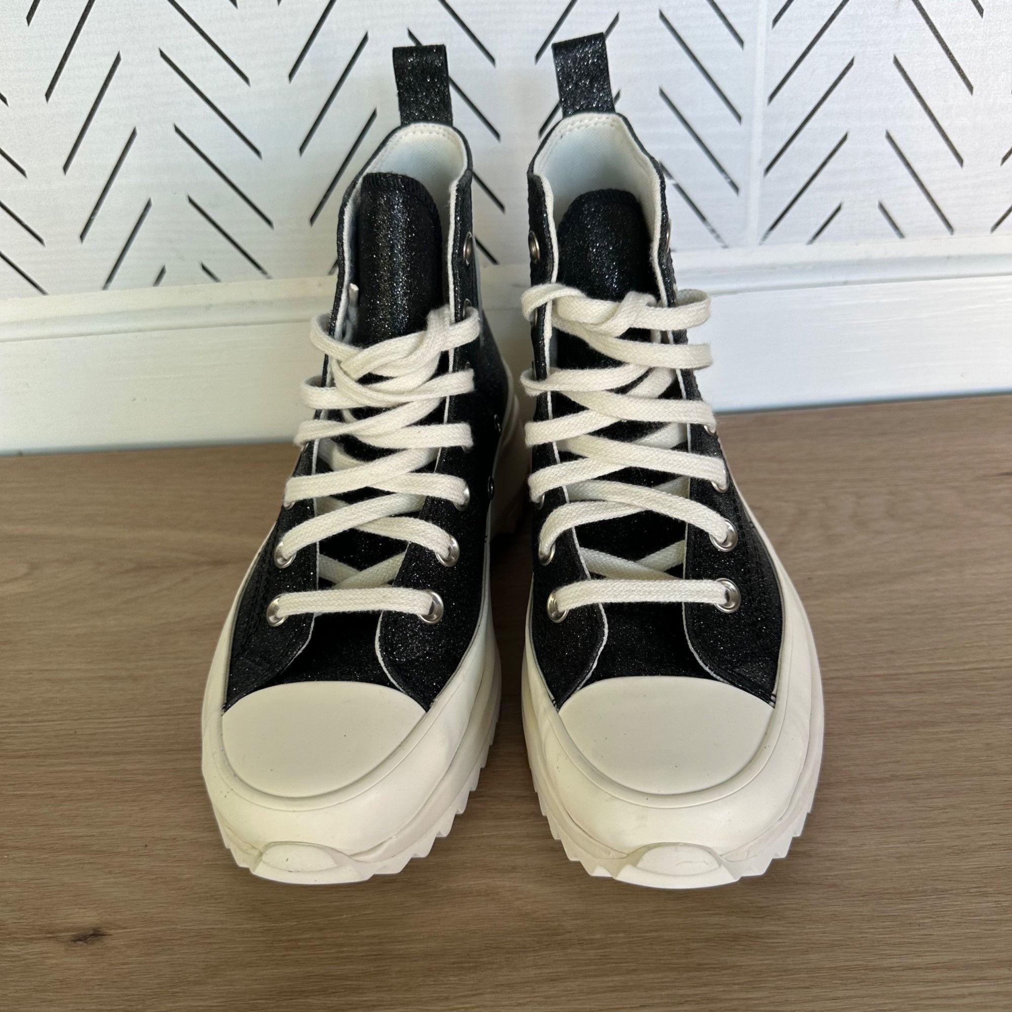 Converse ⭐Rare Converse Run Star Hike Hi Platform Glitter 5.5 Mens Sh Size US 5.5 / EU 38 - 4 Thumbnail