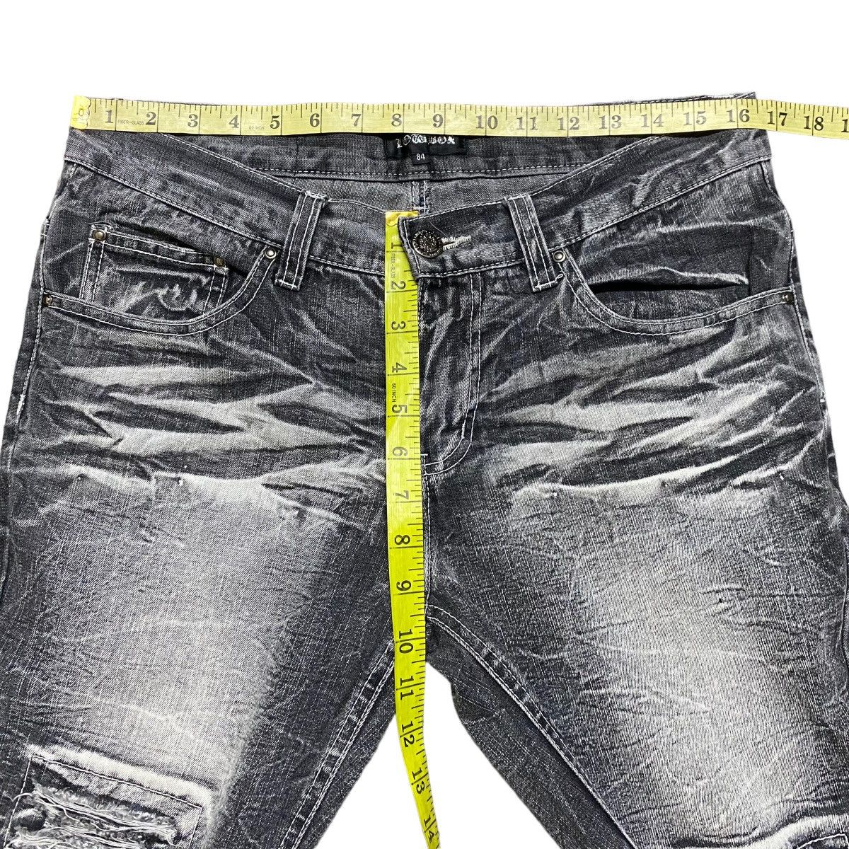 Japanese Brand Japanese Brand Lowbox Crust Distressed Denim Jeans Acidwash Size US 32 / EU 48 - 18 Thumbnail