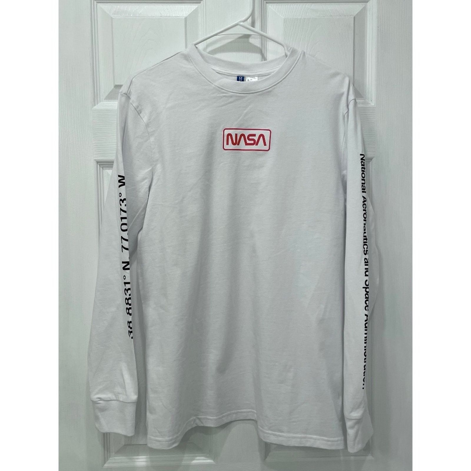 H&M H&M NASA Long Sleeve Shirt M Size US M / EU 48-50 / 2 - 1 Thumbnail