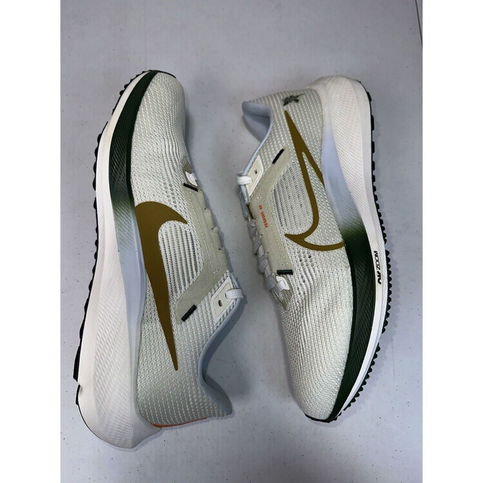 Nike Nike Air Zoom Pegasus 40 Men's Size 8.5 /10 Wmns(FV3631-081) Size US 8.5 / EU 41-42 - 1 Thumbnail