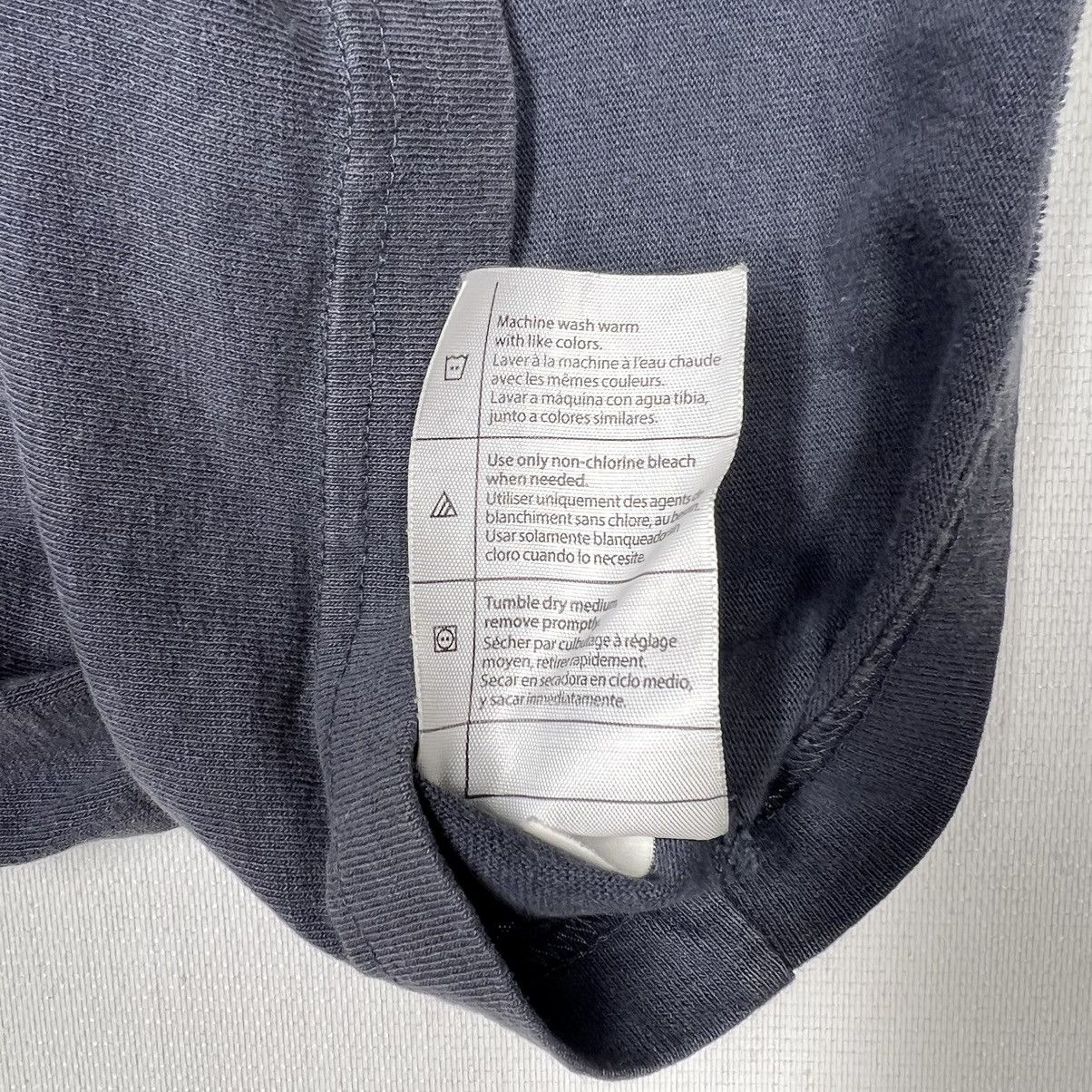 Carhartt Carhartt Tee Shirt Grey Original Fit Chest Pocket Logo Size US XL / EU 56 / 4 - 12 Thumbnail