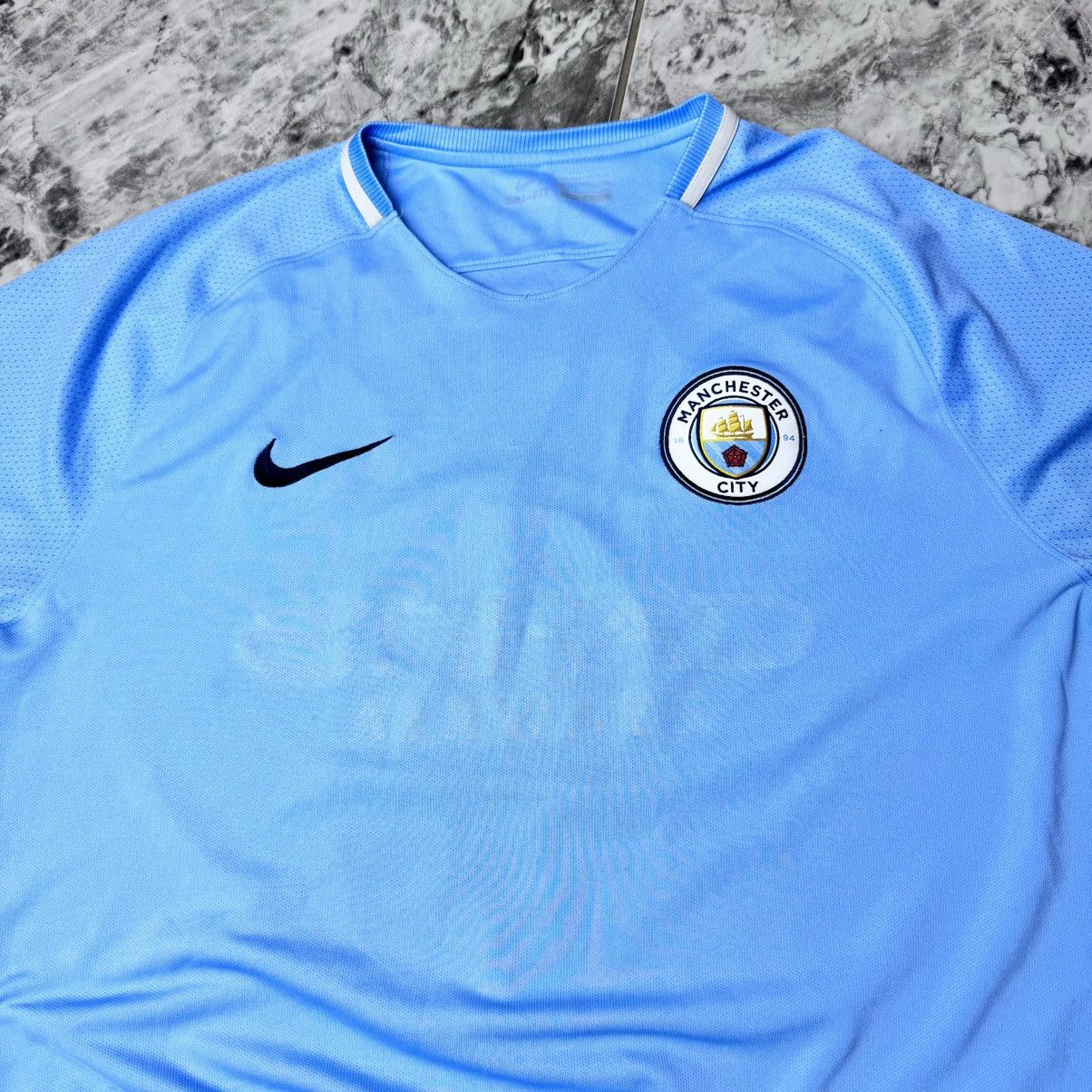 Nike Kun Aguero Manchester City vintage jersey Size US XL / EU 56 / 4 - 5 Thumbnail