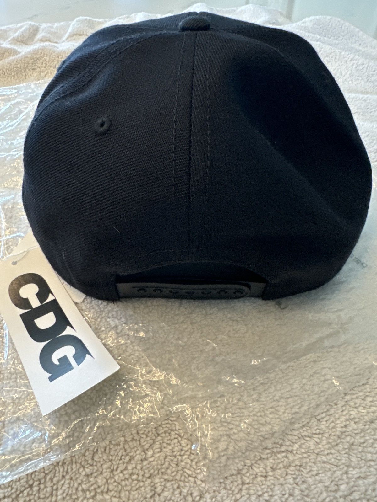 Comme des Garcons CDG 3 Size ONE SIZE - 4 Thumbnail