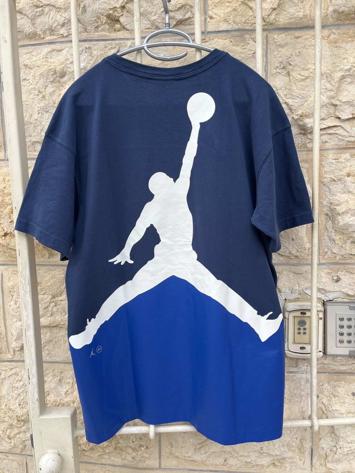 Fragment Design × Jordan Brand AIR JORDAN x FRAGMENT T-SHIRT Size US M / EU 48-50 / 2 - 2 Thumbnail