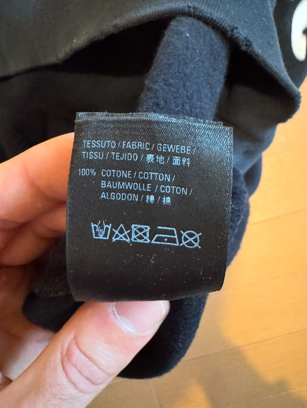 Balenciaga AW20 One Like Blurred Over Hoodie Size US S / EU 44-46 / 1 - 8 Thumbnail