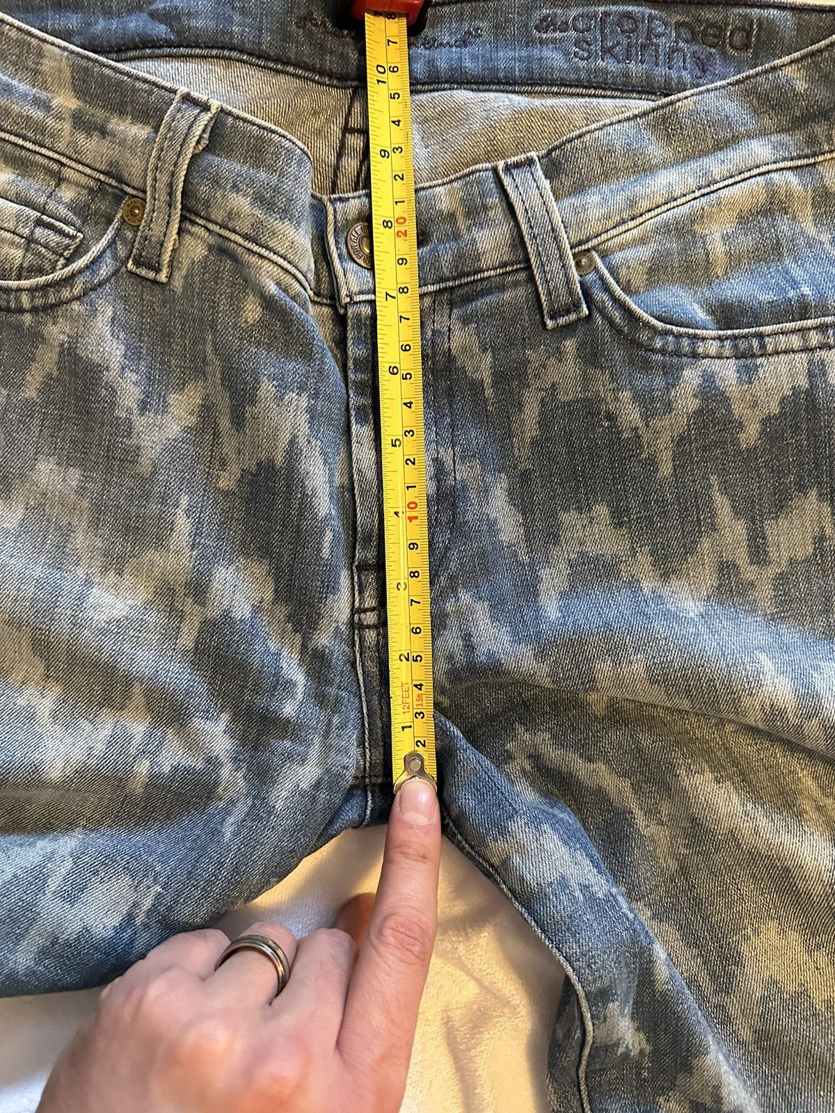 7 For All Mankind 7 Seven For All Mankind the Cropped Skinny Size-30" X 27.5" Size 30" / US 8 / IT 44 - 6 Thumbnail
