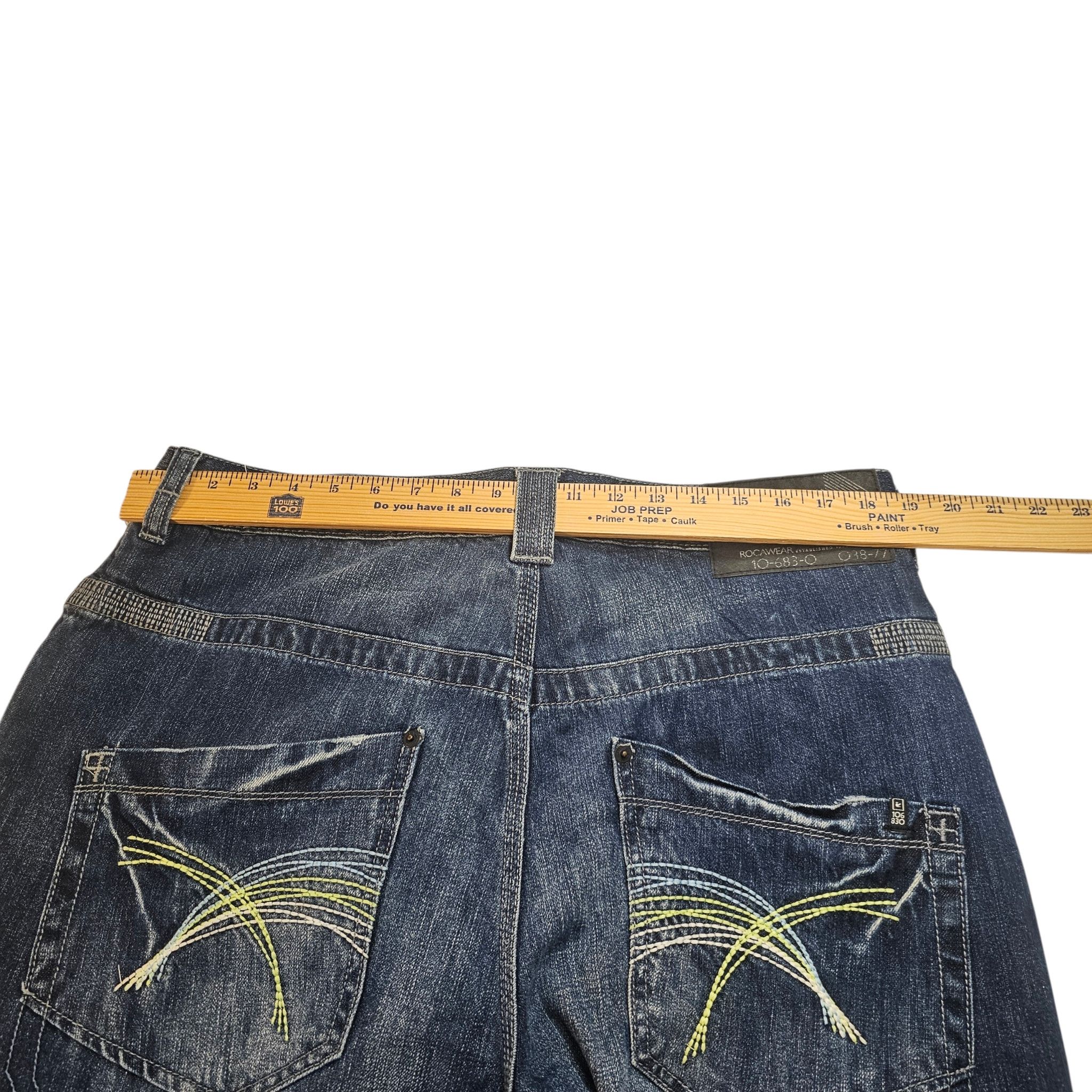 Rocawear Vintage Y2K Rocawear Baggy Jeans Size 38 Denim Embroidered Size US 38 / EU 54 - 5 Thumbnail