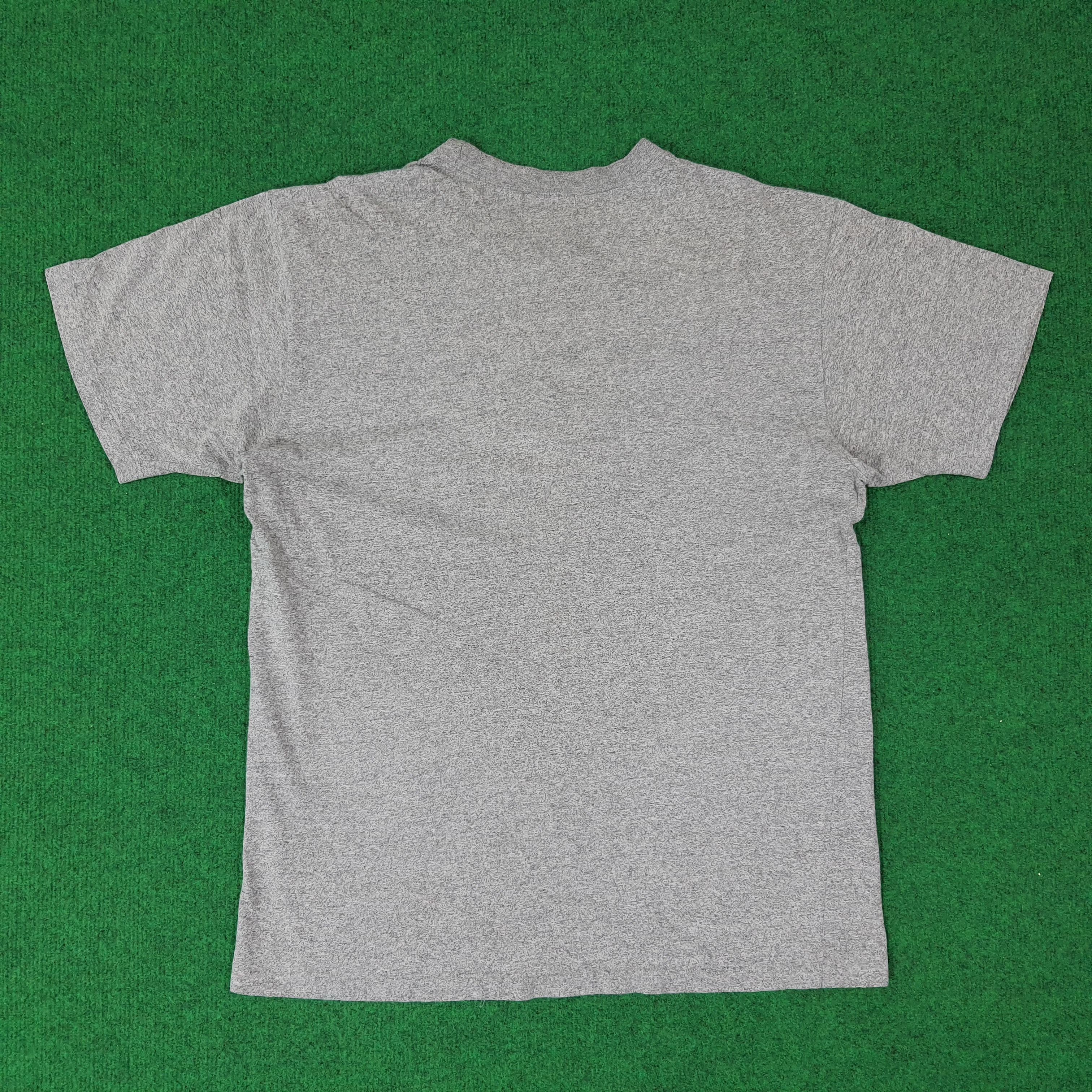 Yves Saint Laurent Vintage Yves Saint Laurent YSL Luxury Brand Tshirt C223N24 Size US M / EU 48-50 / 2 - 3 Thumbnail